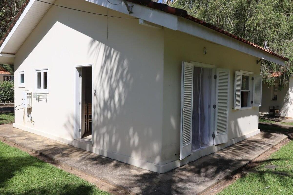 Fazenda em Itapetininga, Paz, Descanso e Piscinas (com WiFi)