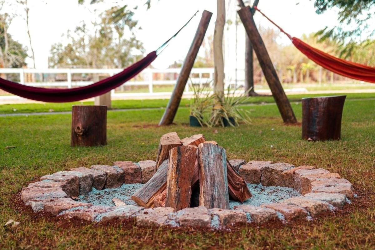 Fazenda em Itapetininga, Paz, Descanso e Piscinas (com WiFi)