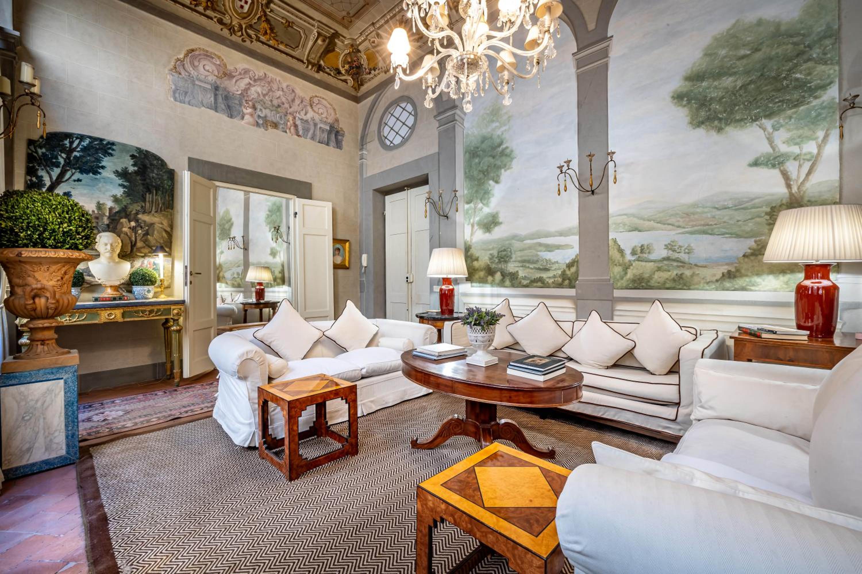 YID Bargello luxury suite