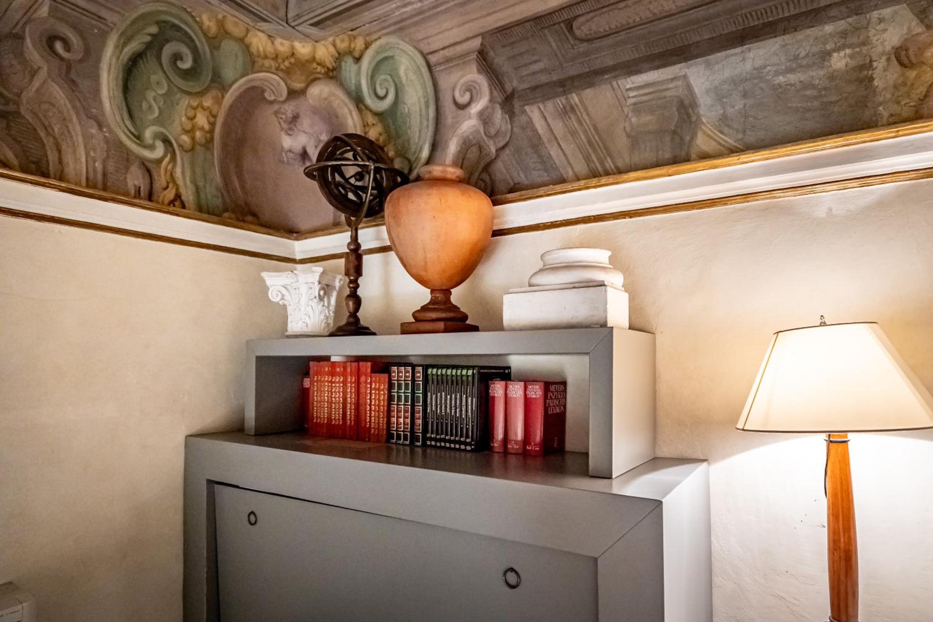 YID Bargello luxury suite