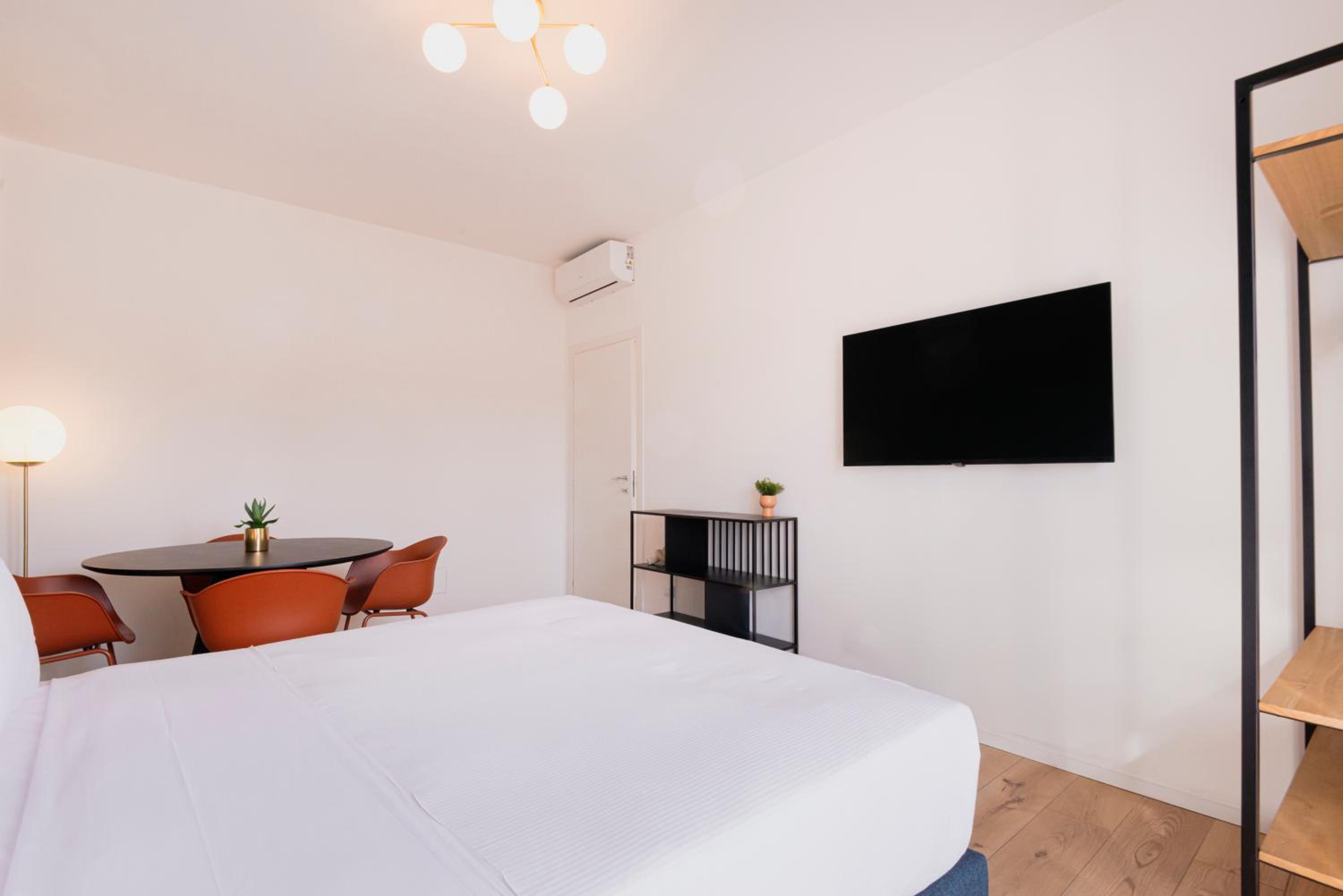 RELSTAY - Tortona