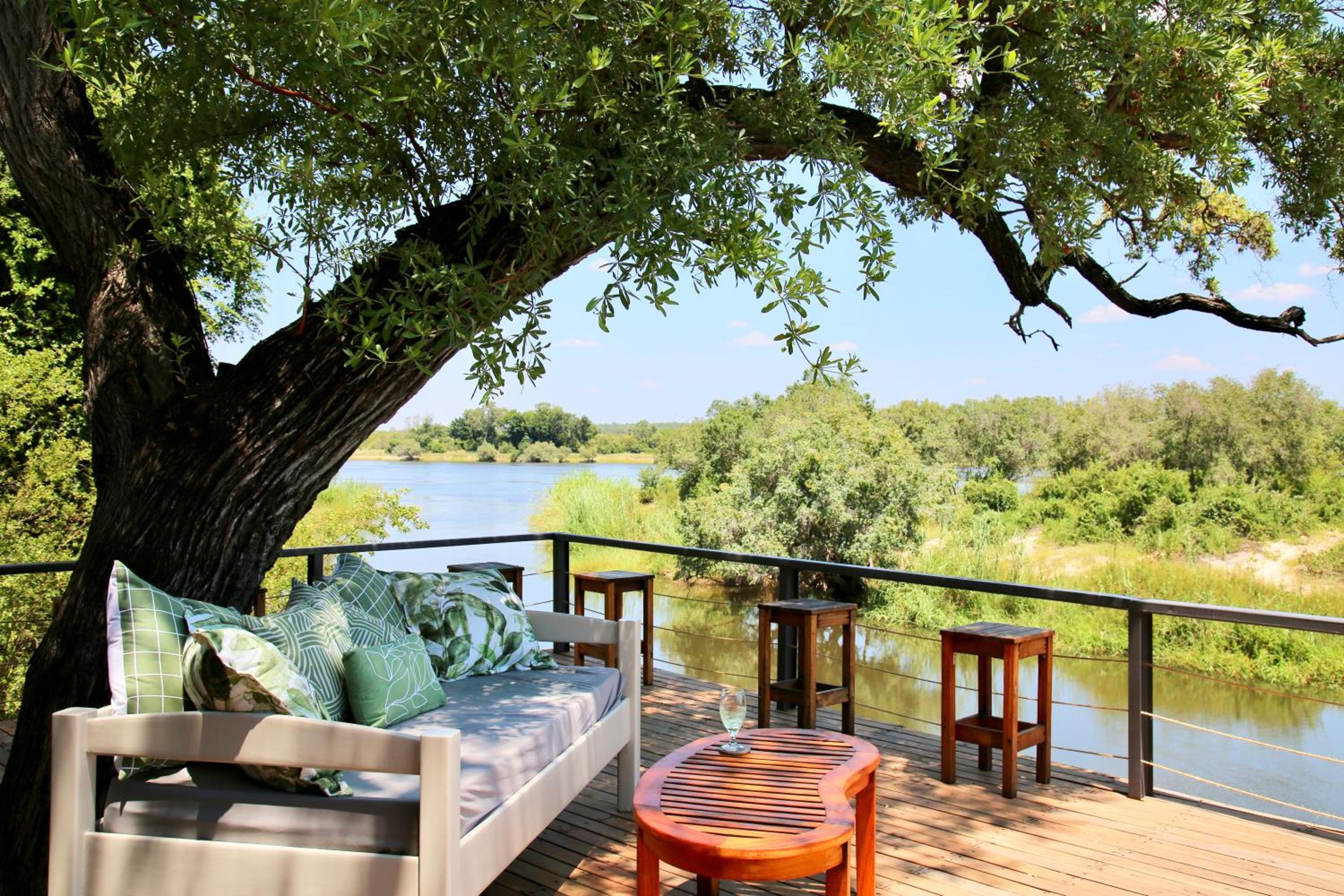 Zambezi Dusk River Facing-all inclusive-Luxury Accommodation