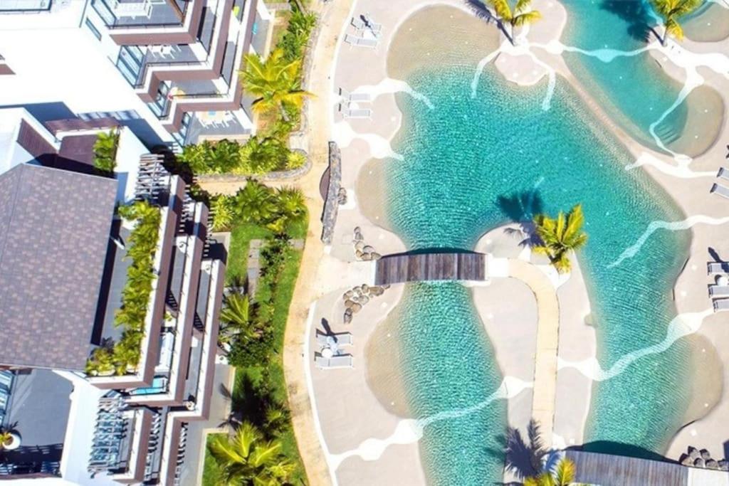 Penthouse in Mont-Choisy, lagoon pool and jacuzzi view 4