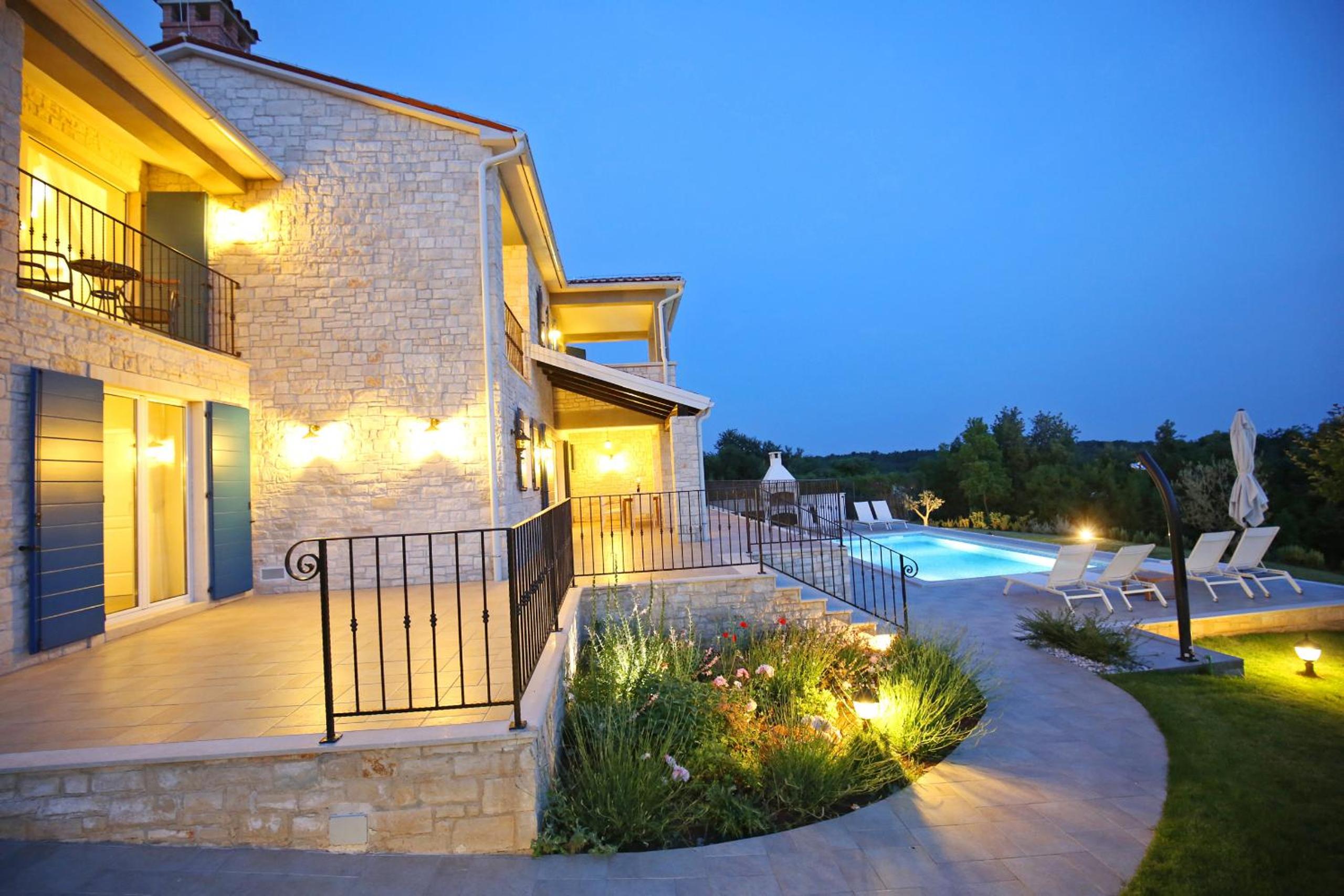 Villa Babudri near Poreč for 10 people with jacuzzi & spa