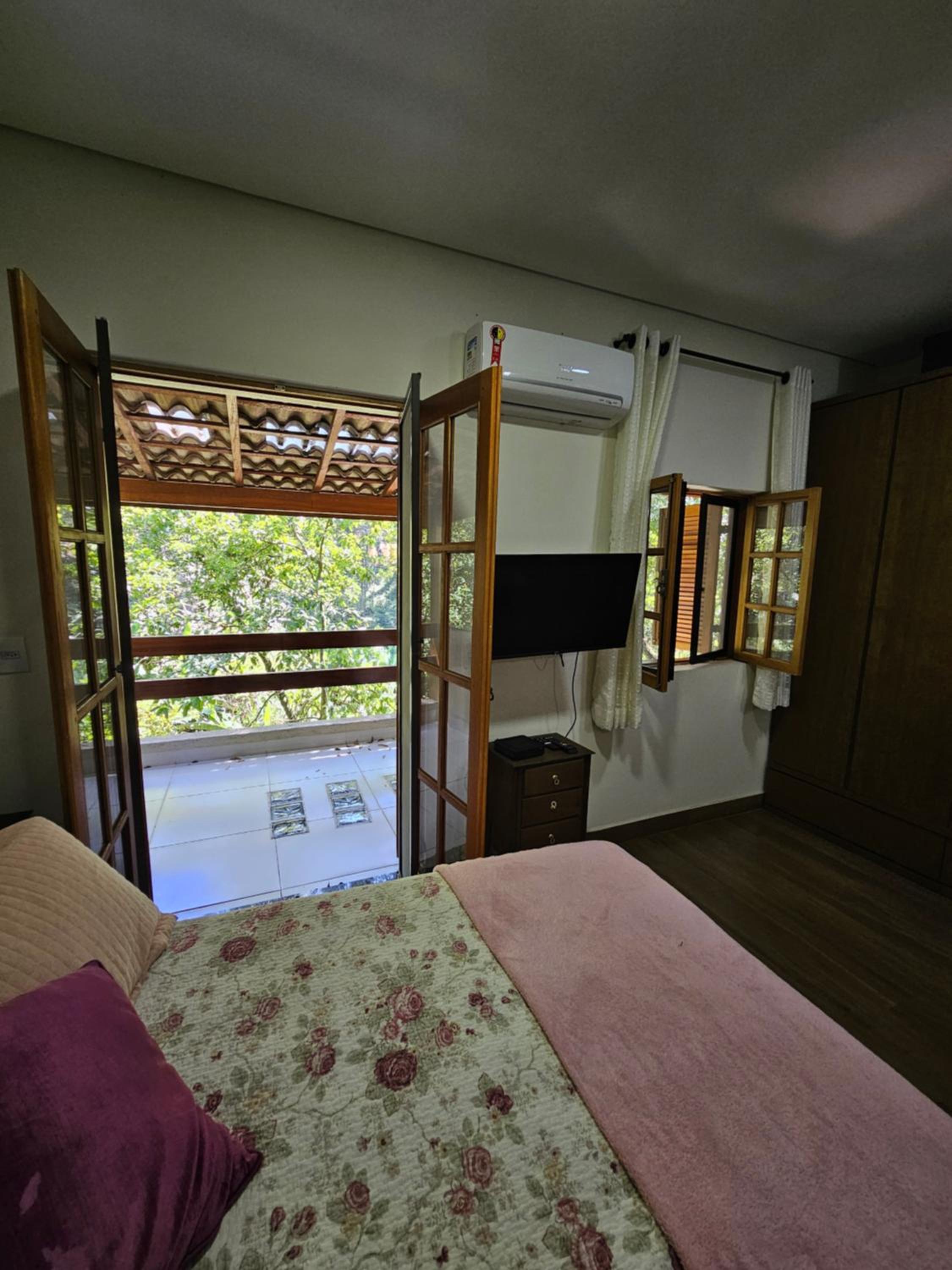 Casa no pé da Serra da Cantareira