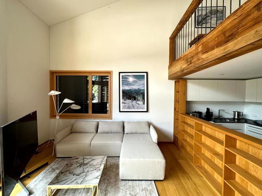 Stylish chalet w/Sauna: Alpine escape