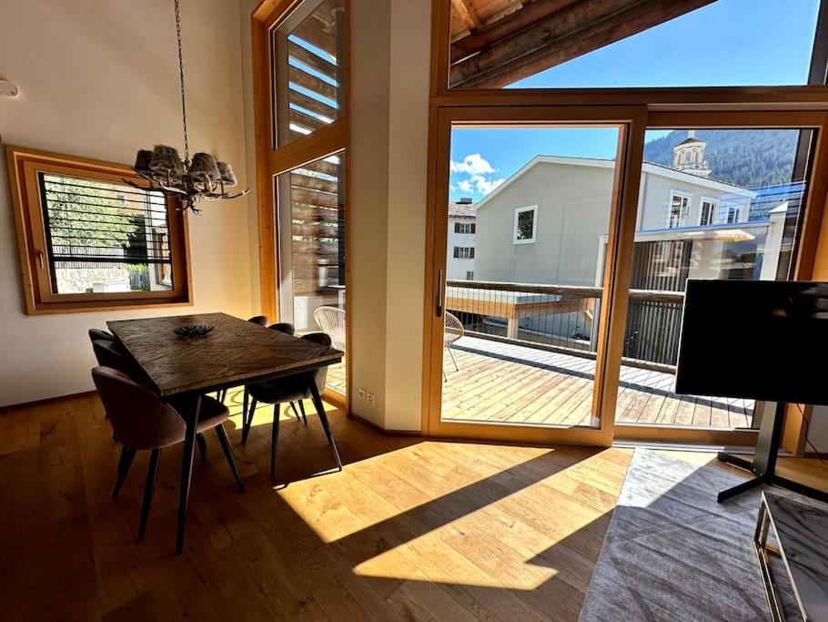 Stylish chalet w/Sauna: Alpine escape