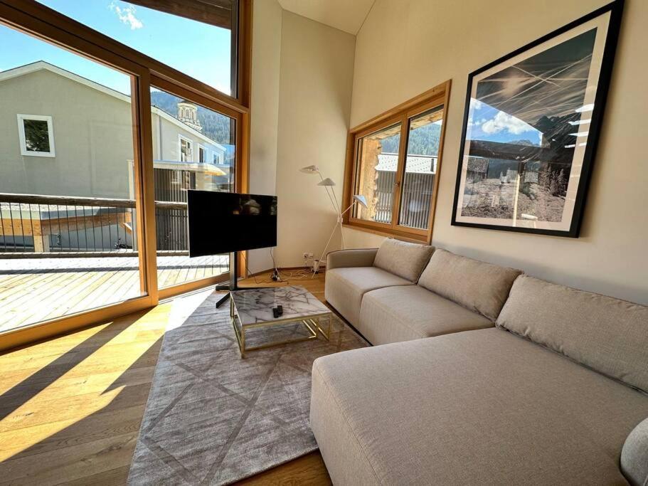 Stylish chalet w/Sauna: Alpine escape