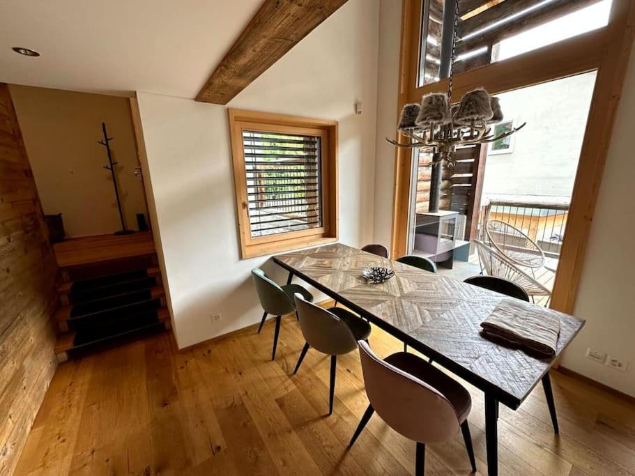 Stylish chalet w/Sauna: Alpine escape