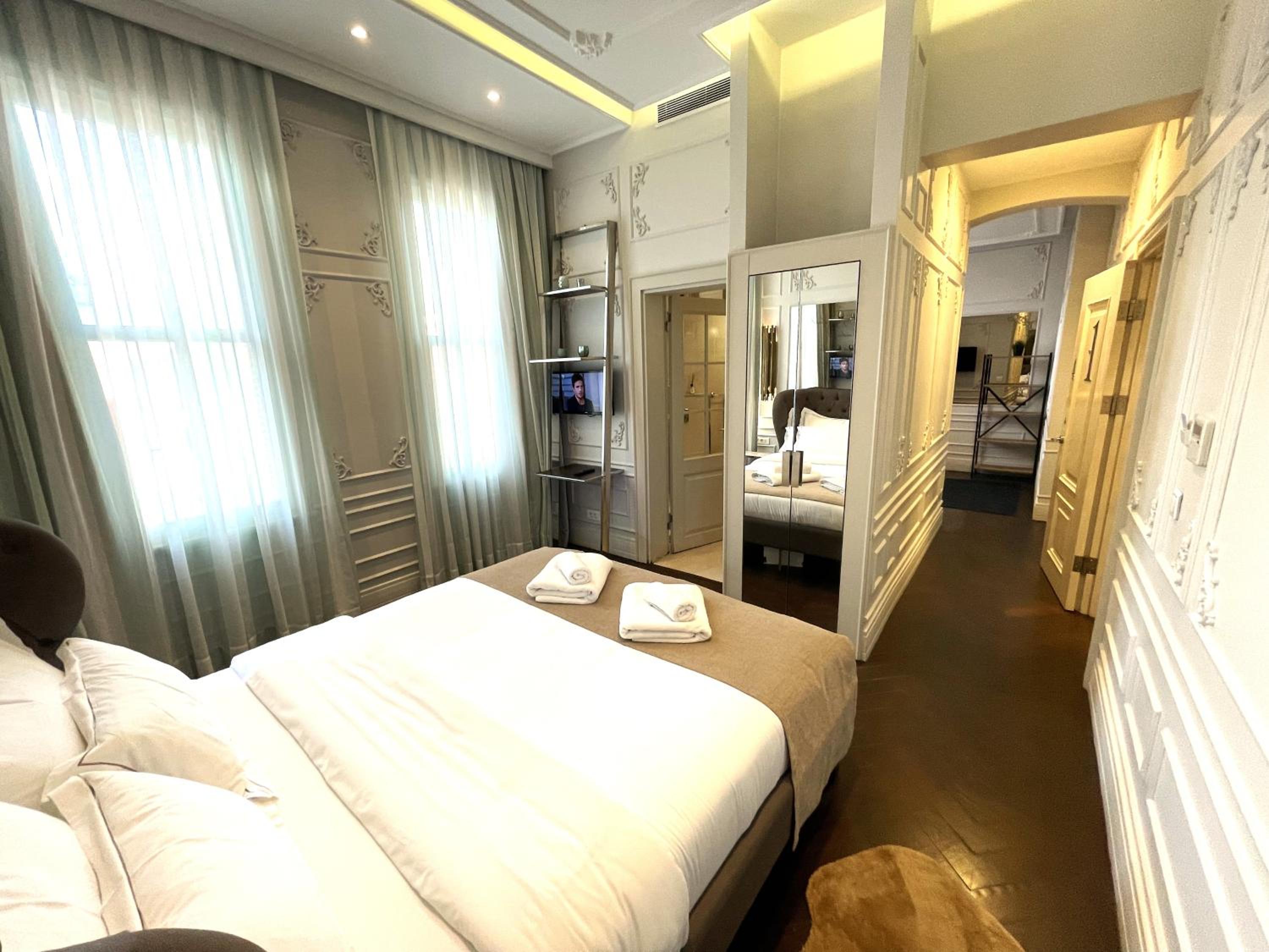 Fuga Hotel Constantinidis