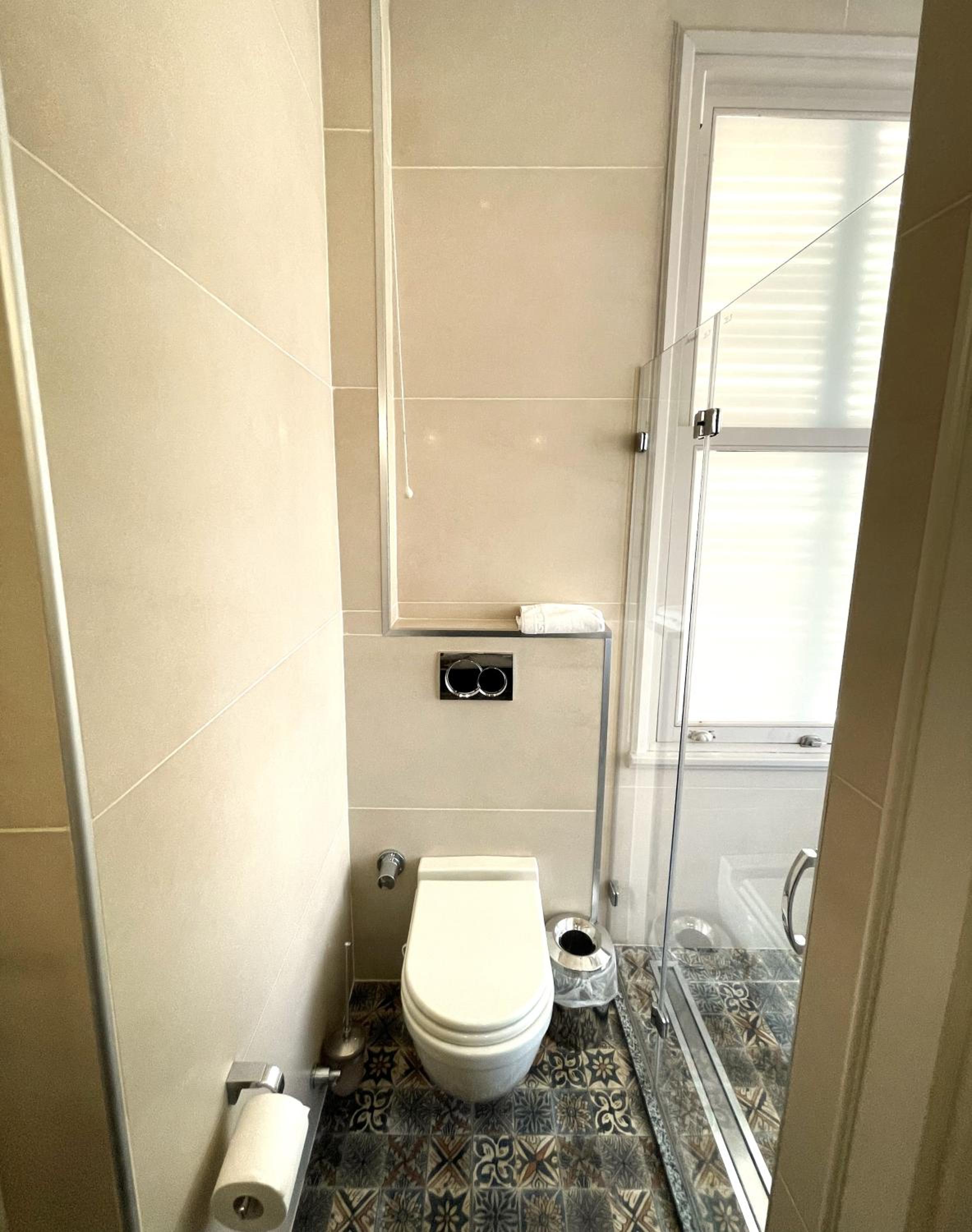 Fuga Hotel Constantinidis