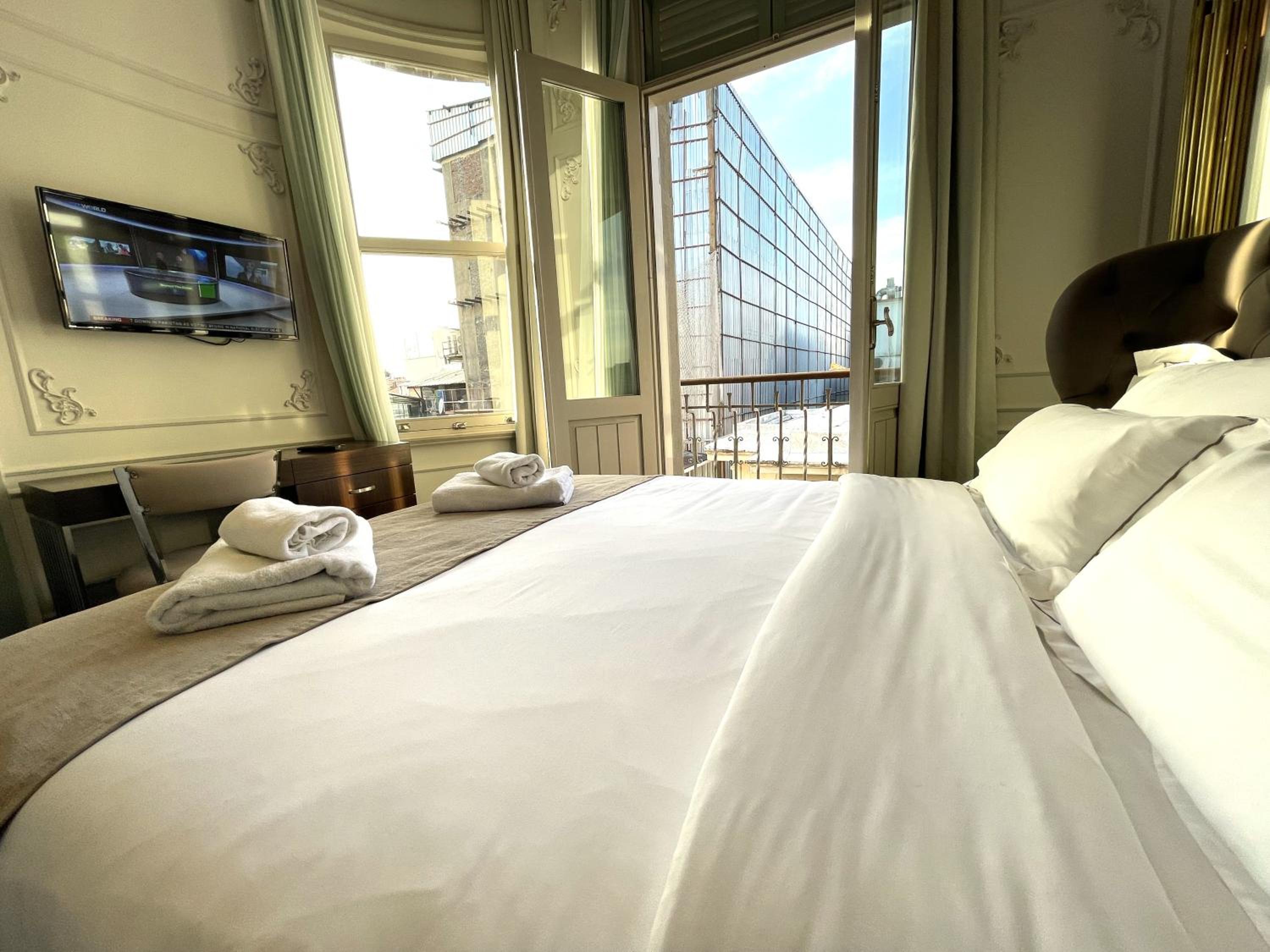 Fuga Hotel Constantinidis