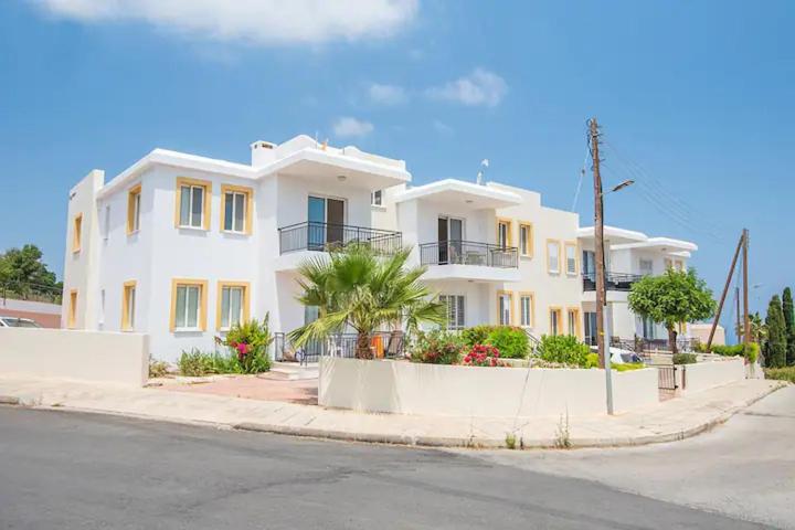 Neo Chorio Village Apartment