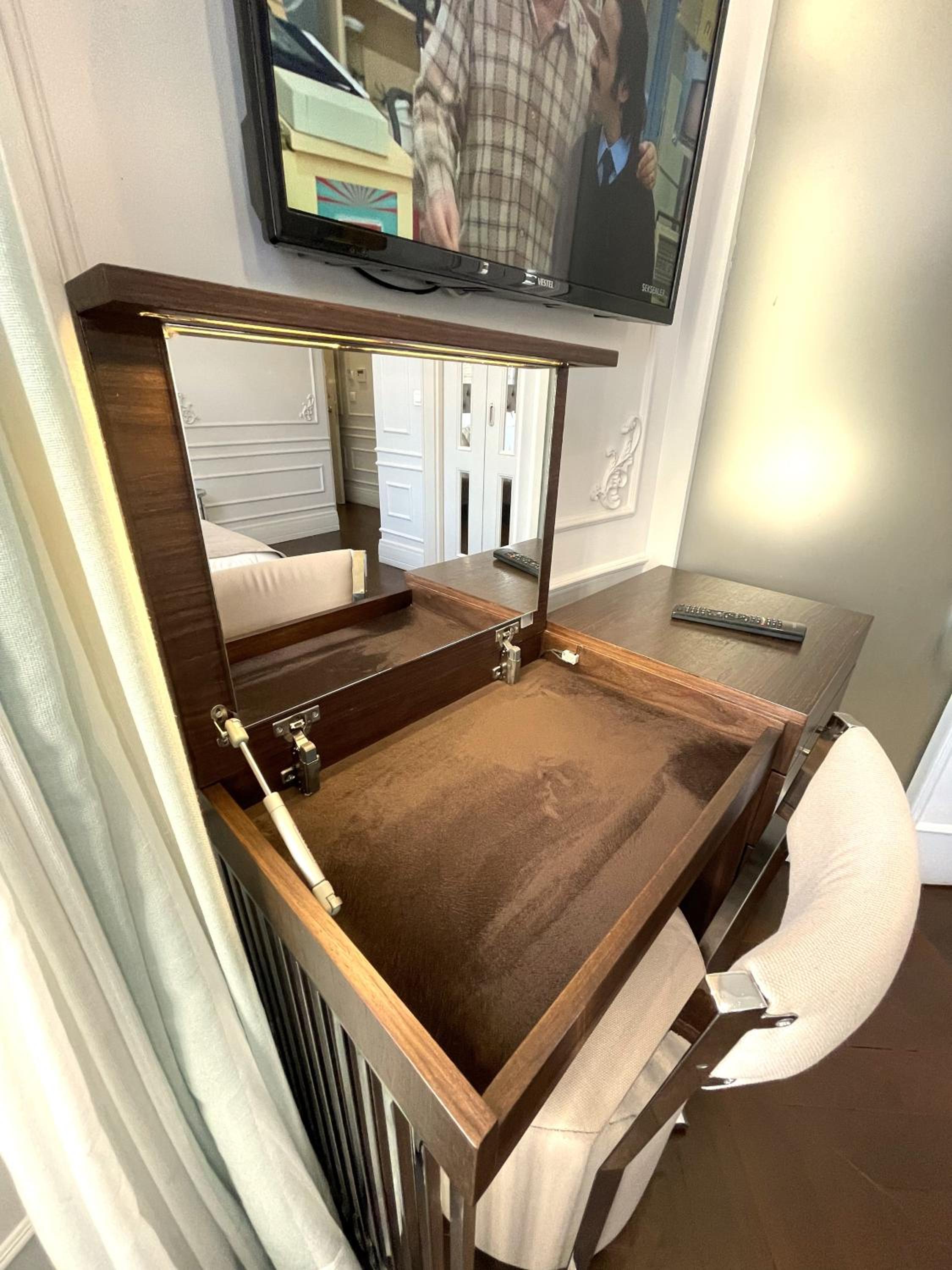 Fuga Hotel Constantinidis