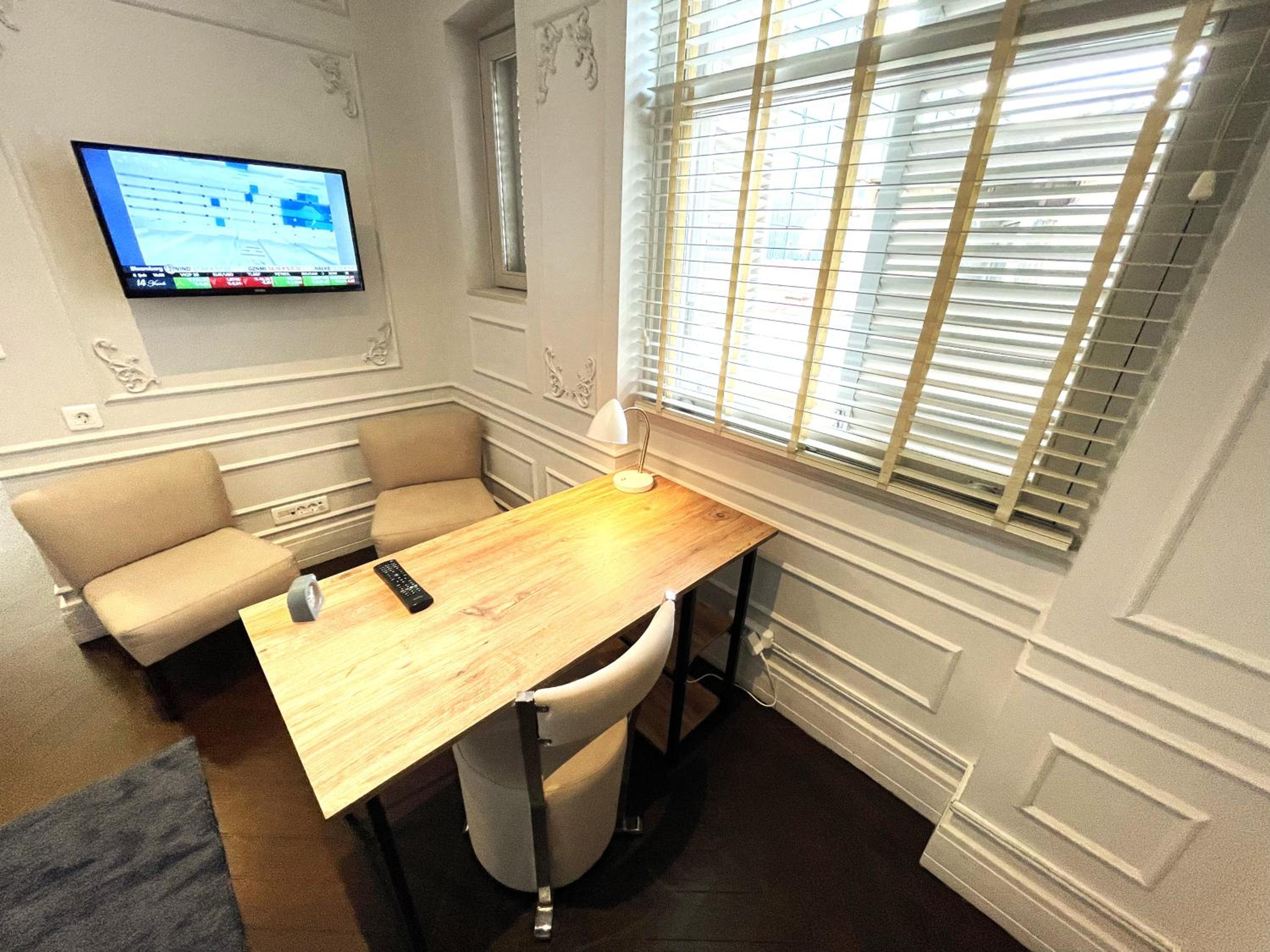Fuga Hotel Constantinidis