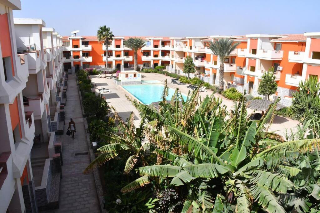 Kyaala Djadsal Moradias pool&sea