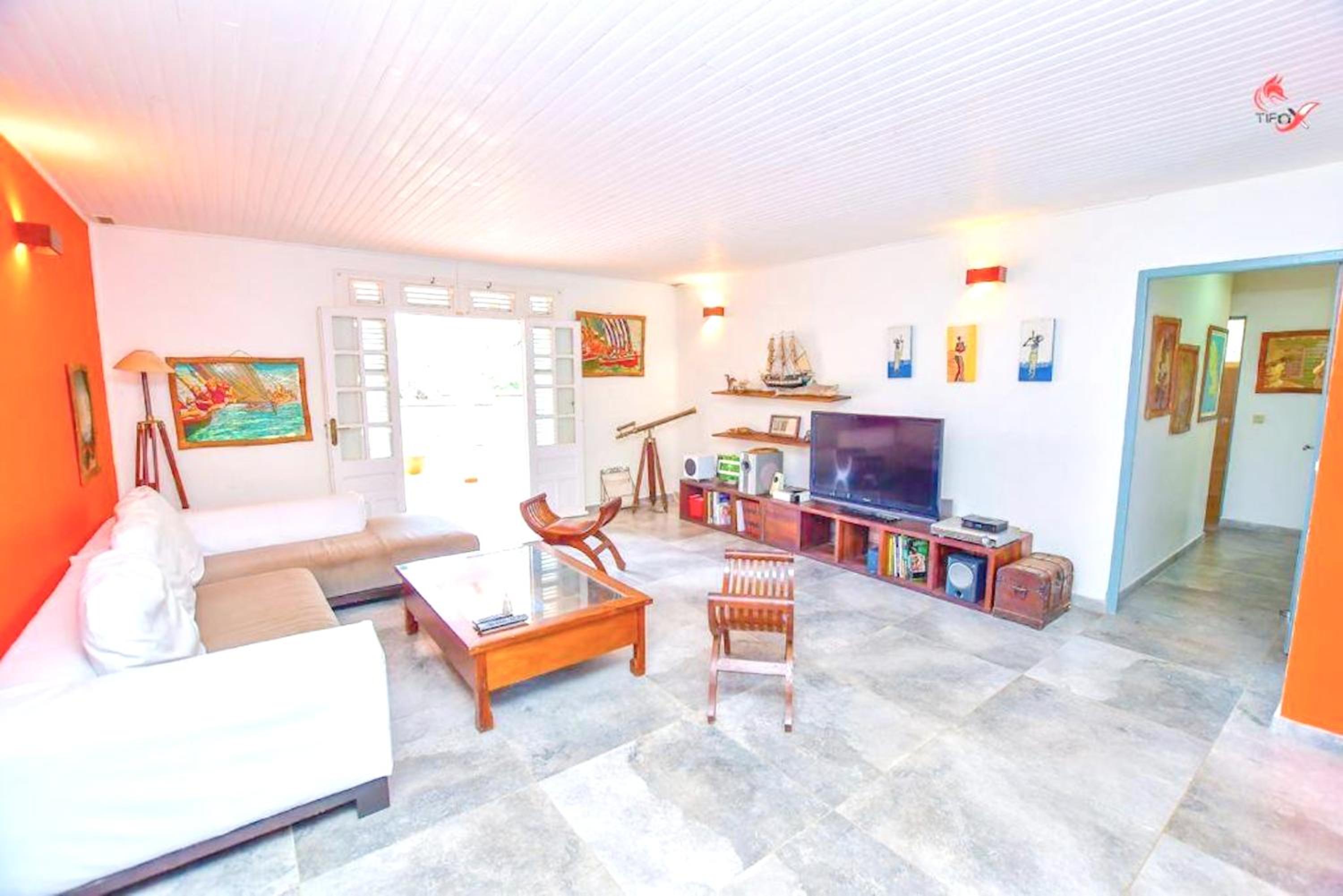 Villa luxueuse a Fort de France avec piscine view 3