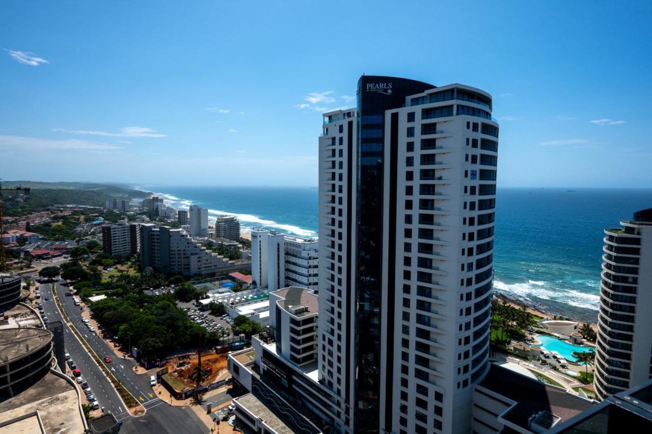 Opulent Oceans Apartment 2505 with Sea Views view 3