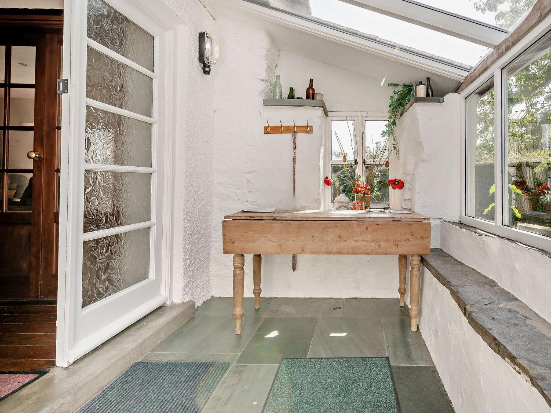 2 Bed in Hawkshead oc-llh01 view 4