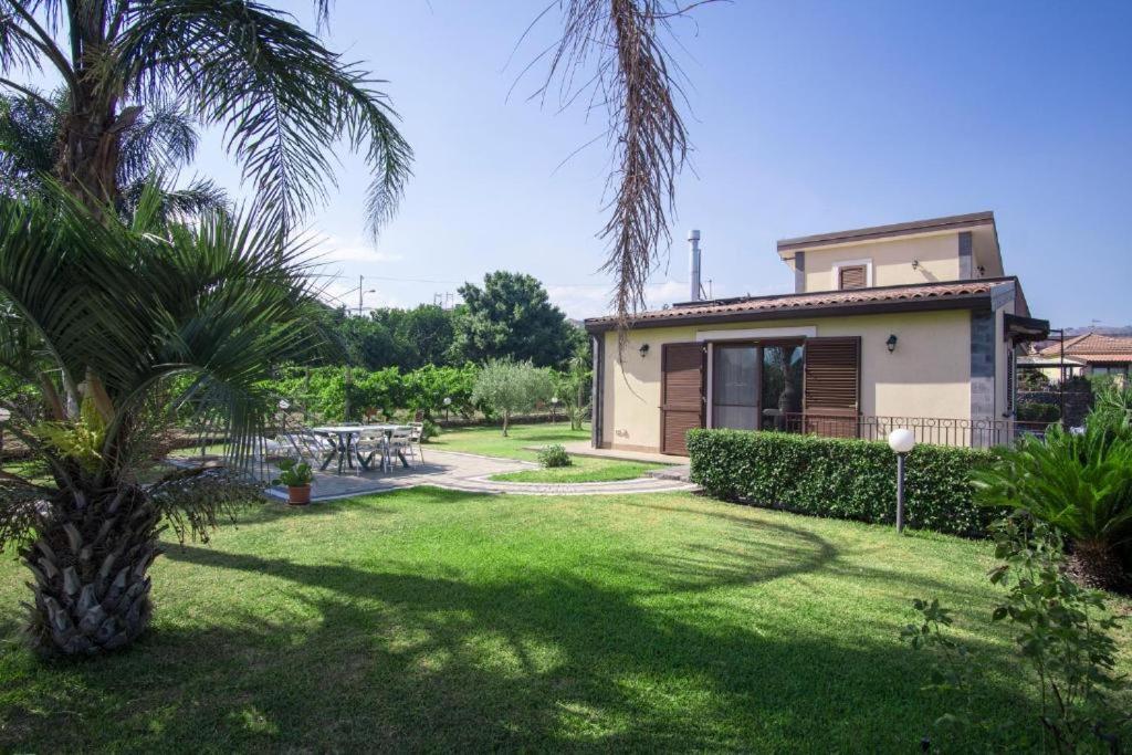 Villa Gusmano view 2