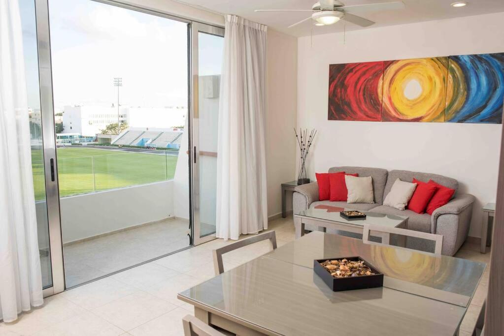 Amazing Actual Condo - Few steps 5° Av