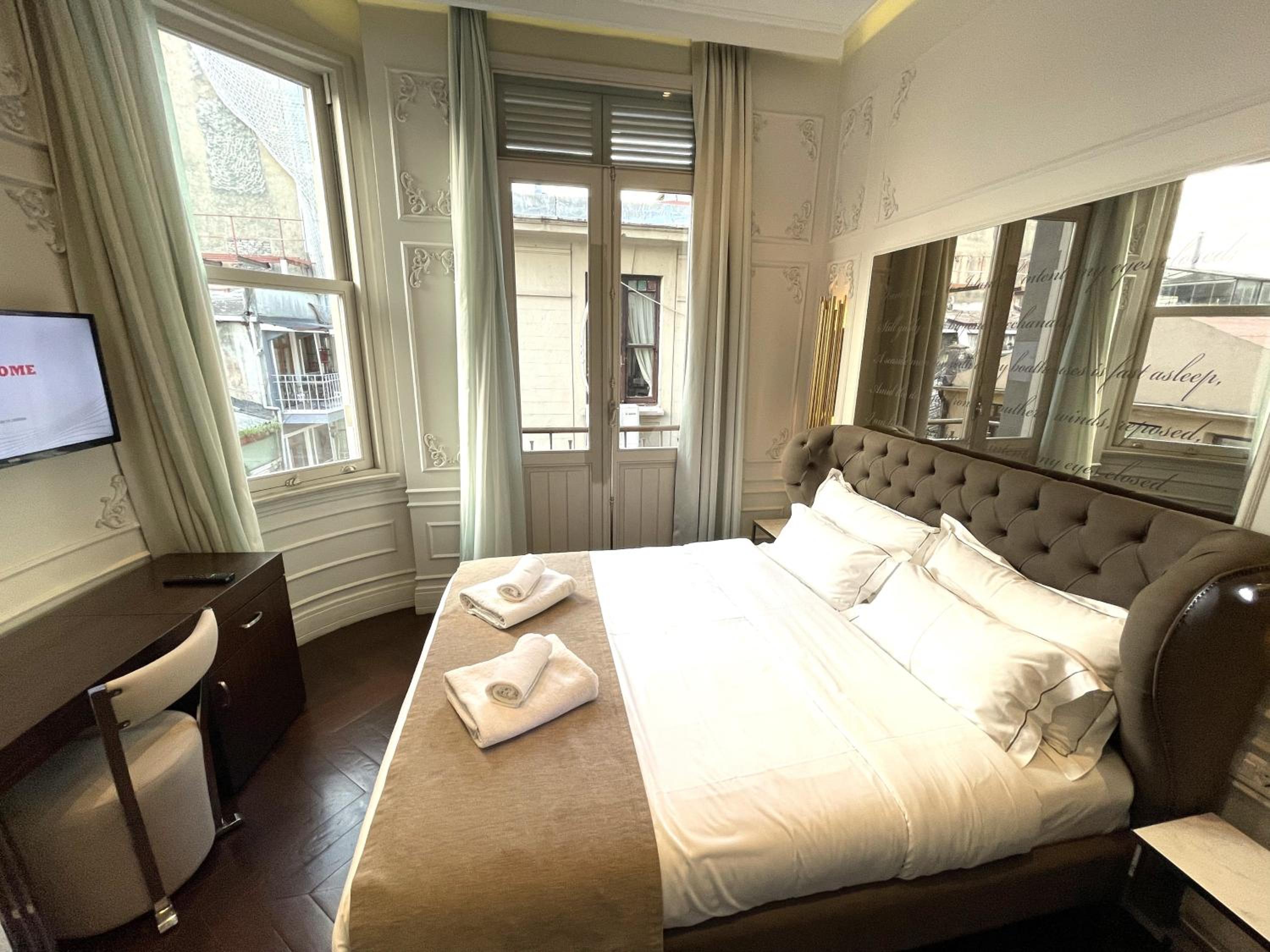 Fuga Hotel Constantinidis