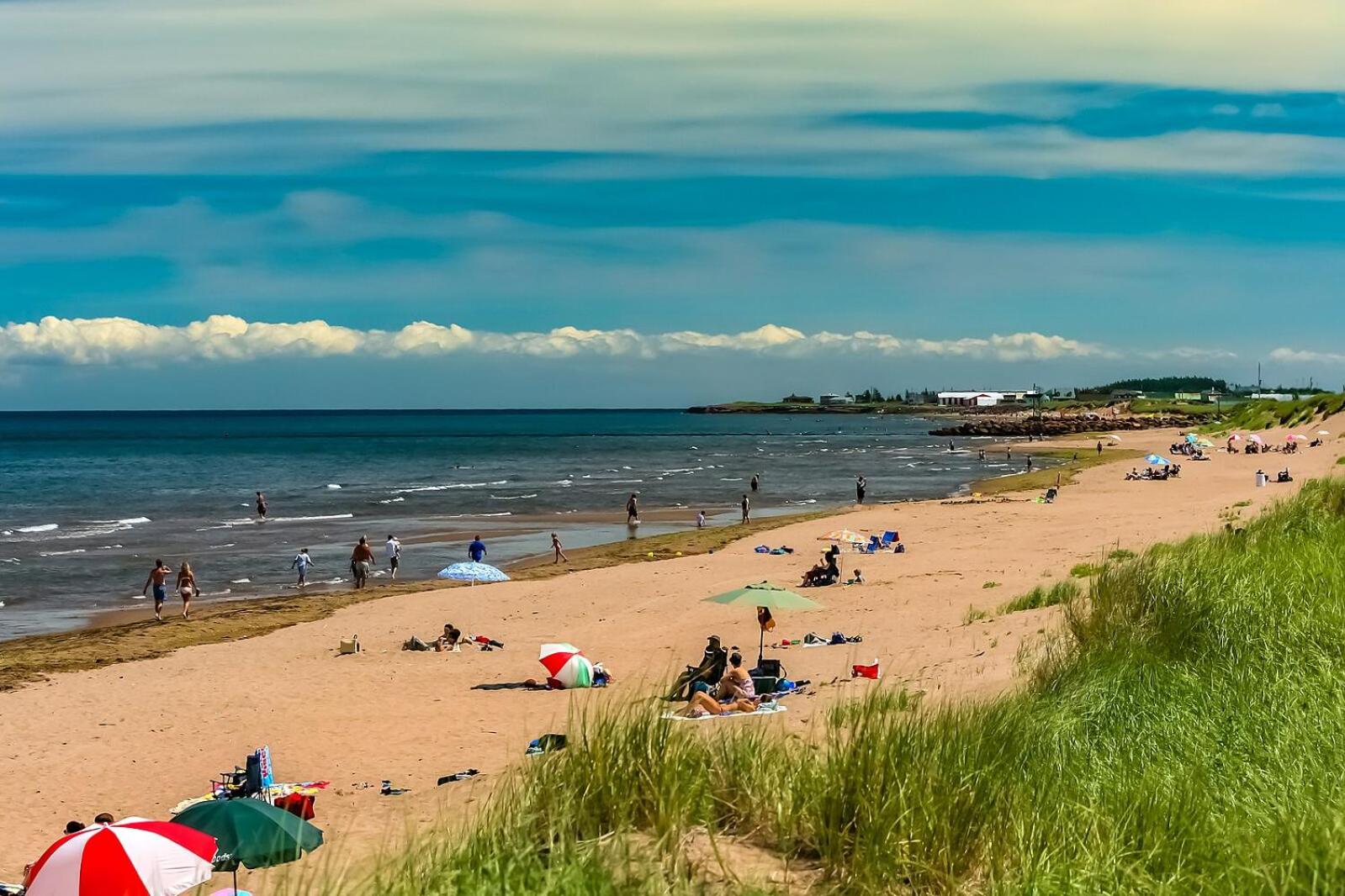 Beachside Cottage w/beach access - Aboiteau Beach