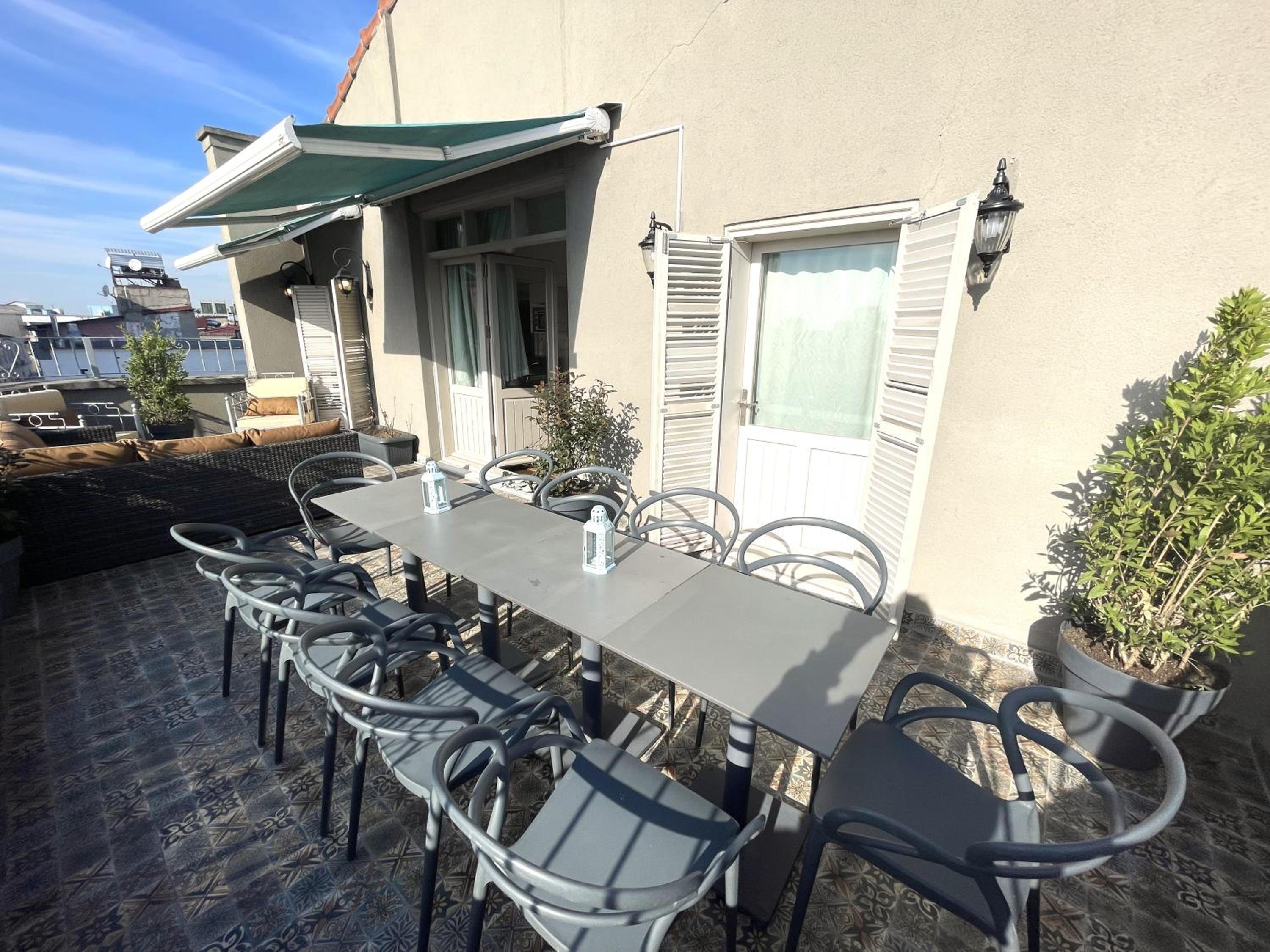 Fuga Hotel Constantinidis