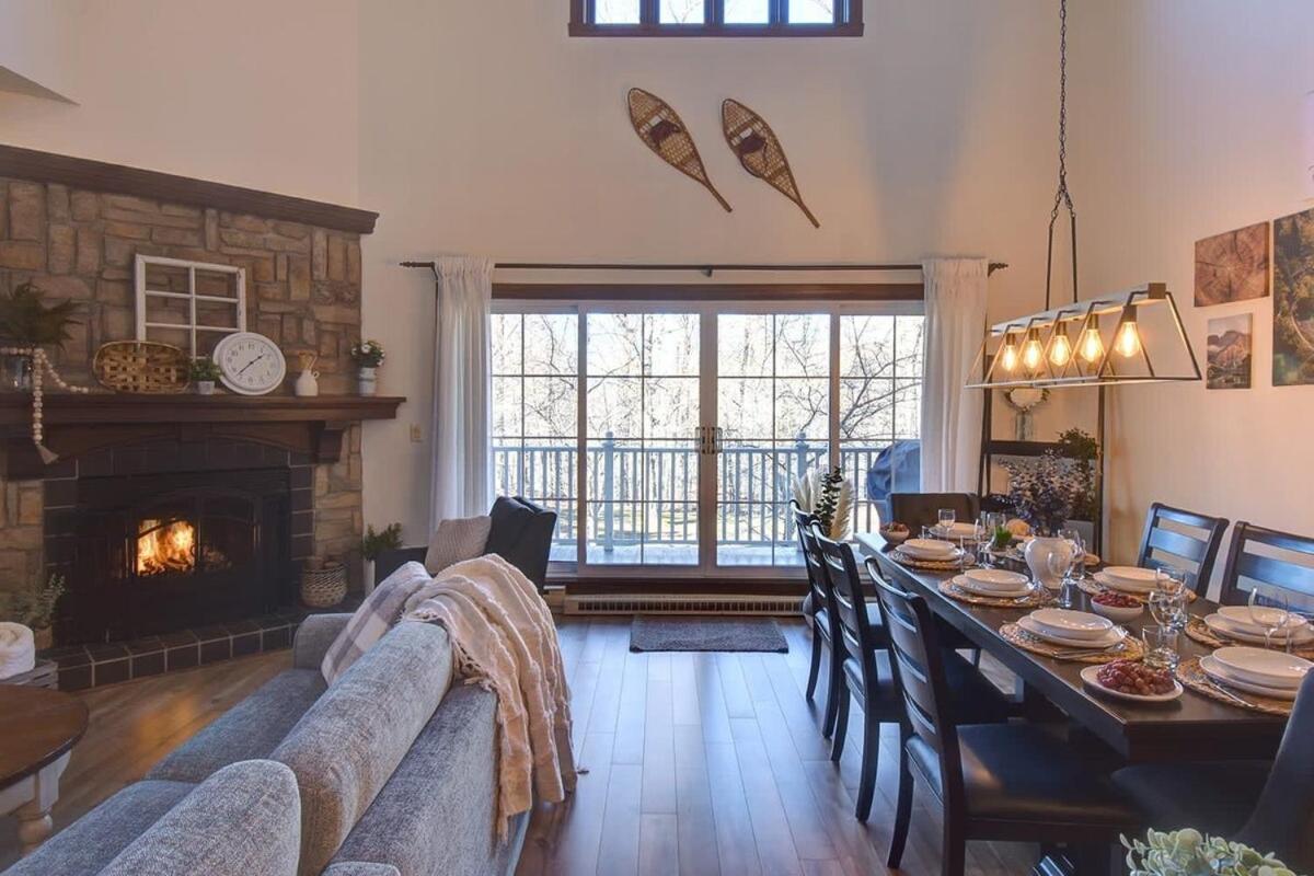 Huge condo in front of Tremblant ski resort