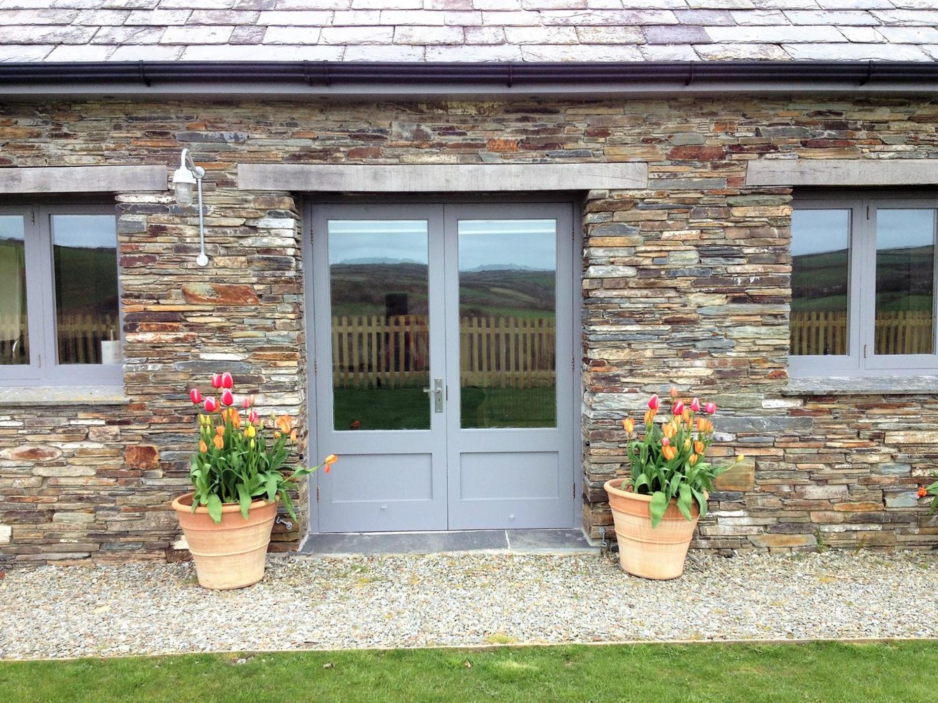 3 Bed in Boscastle WORKT view 3