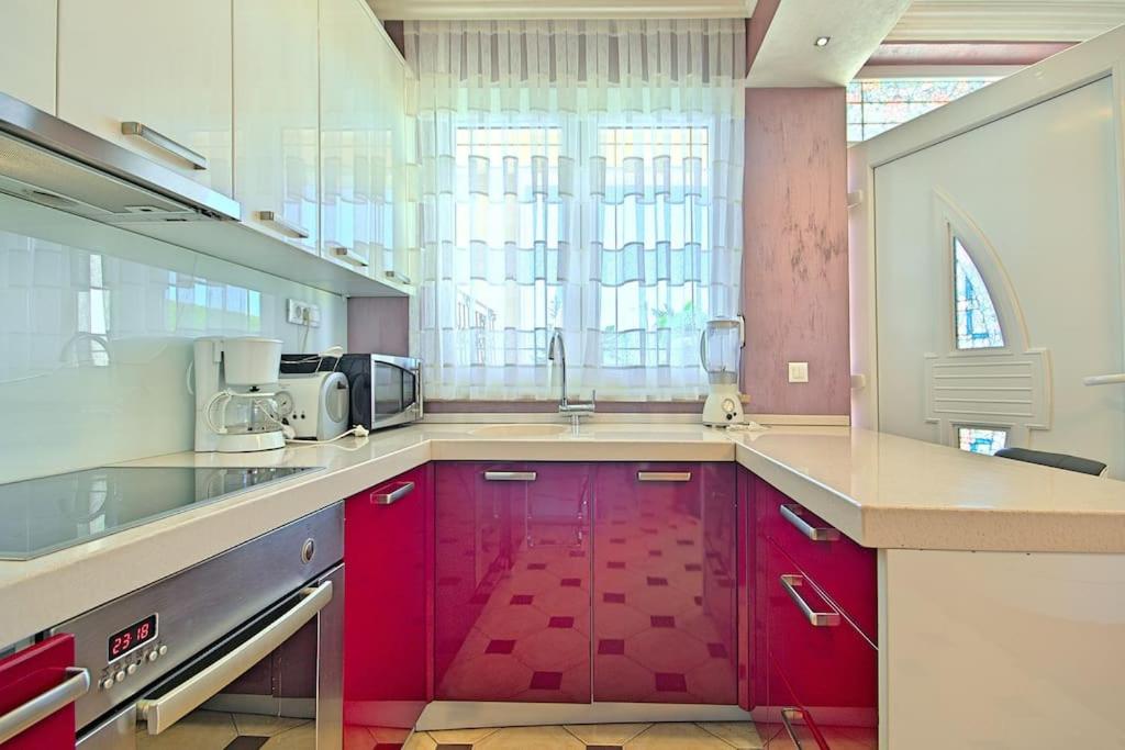 Viki - Property Image 21