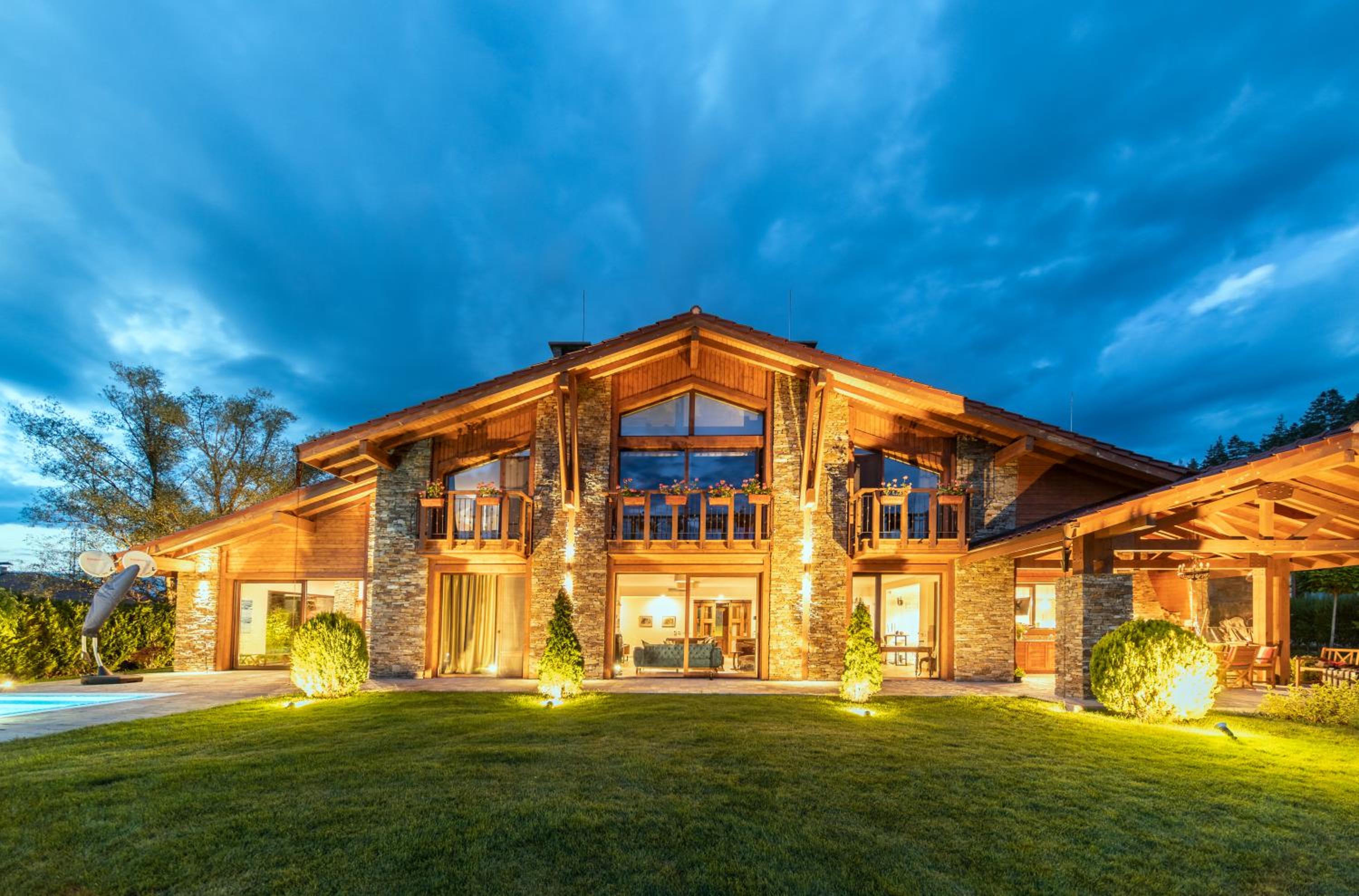 Luxury Chalet & Spa Tia Maria with Private SPA view 2