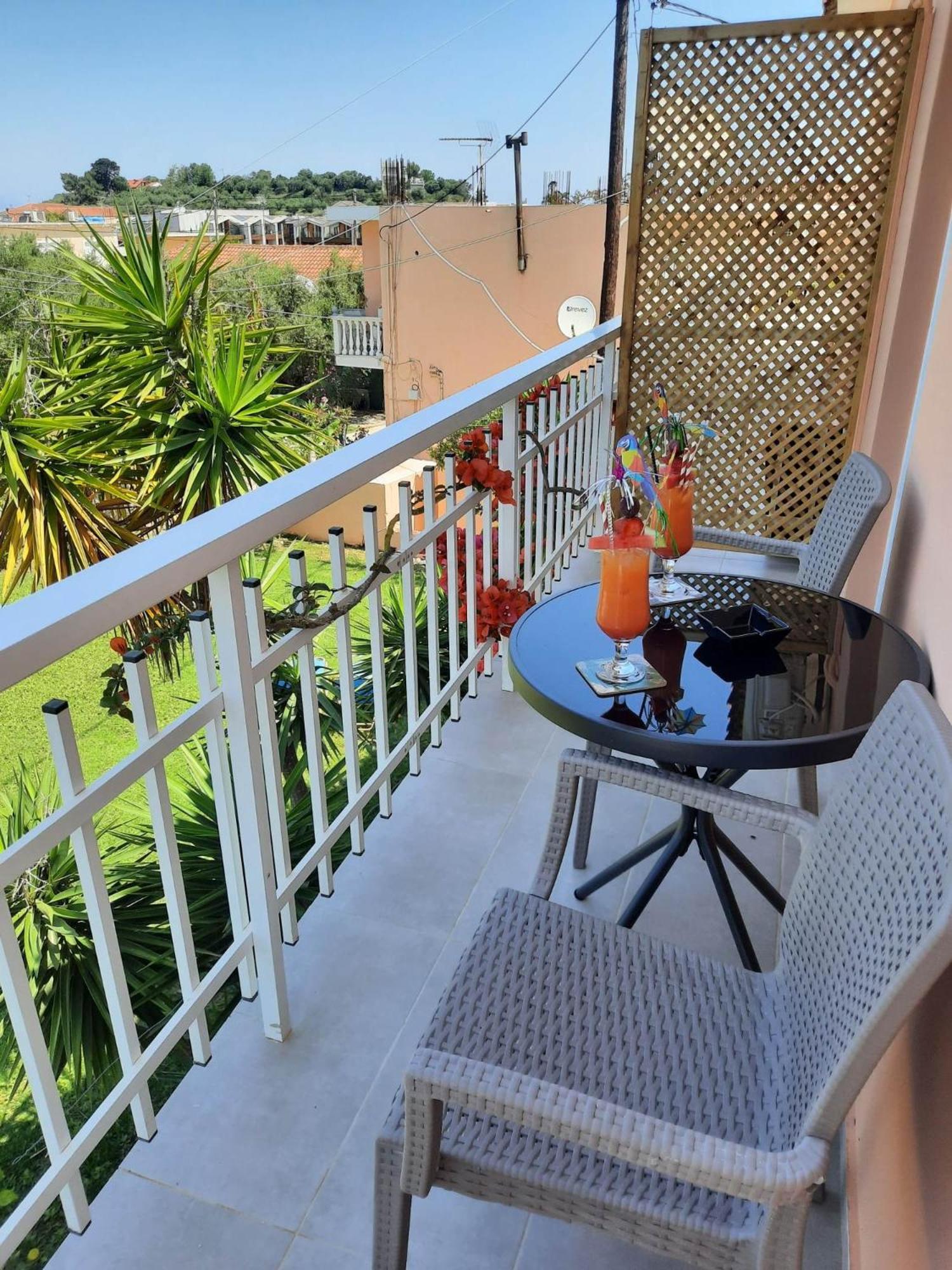 Two Brothers Apartments Tsilivi