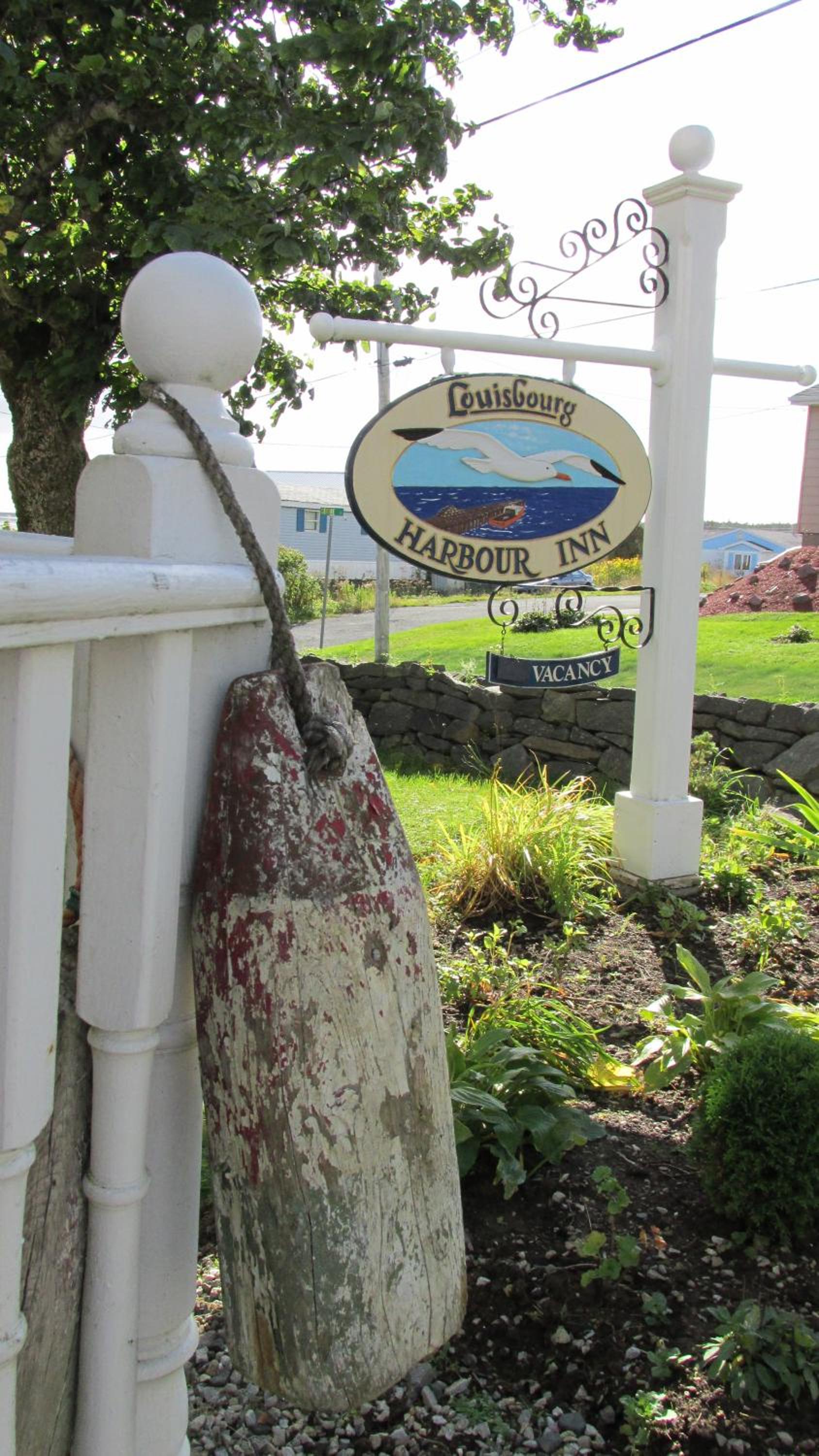 Louisbourg Harbour Inn