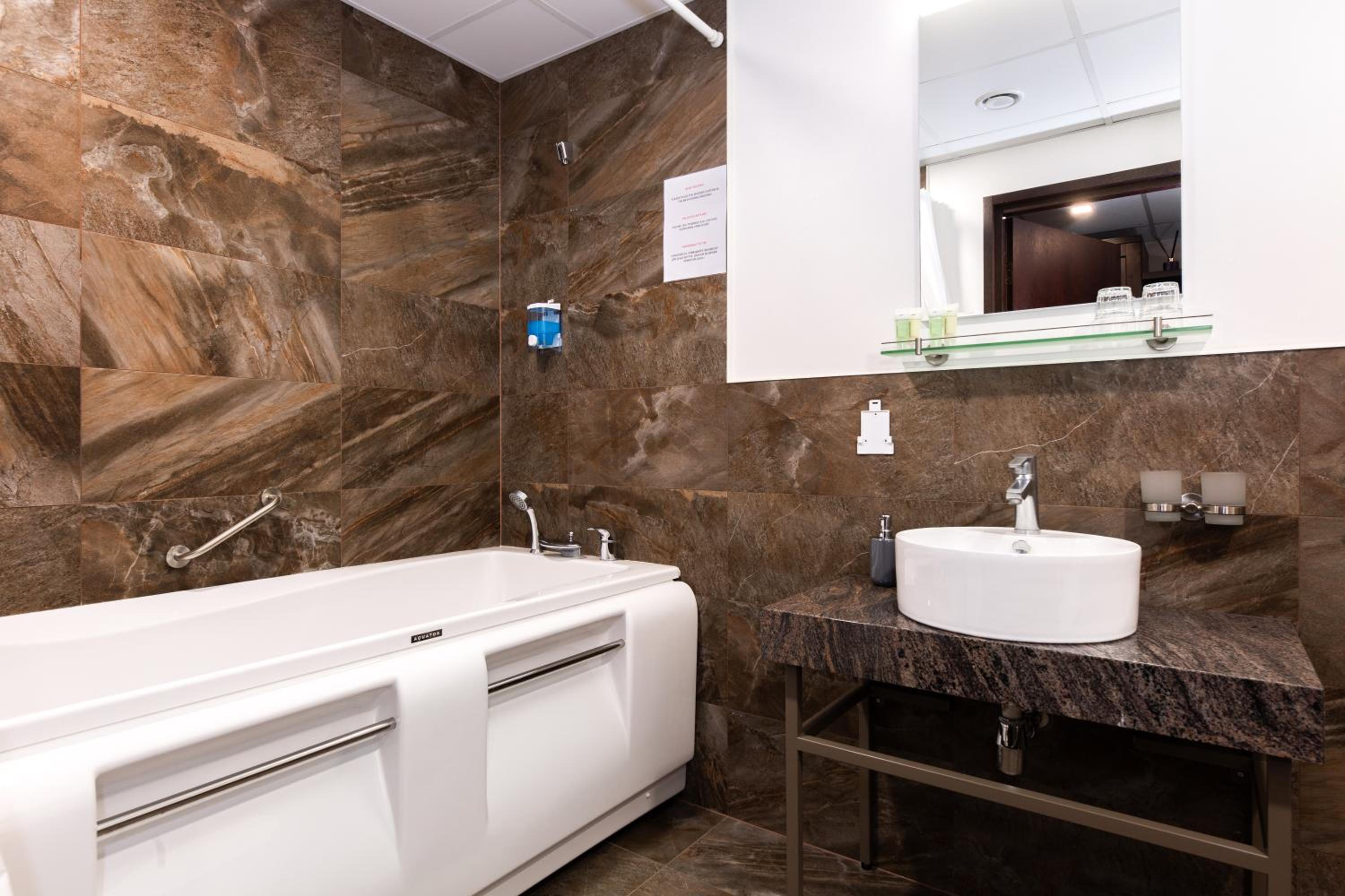 Tallinn Vacations - Adoryal Hotell - Property Image 8