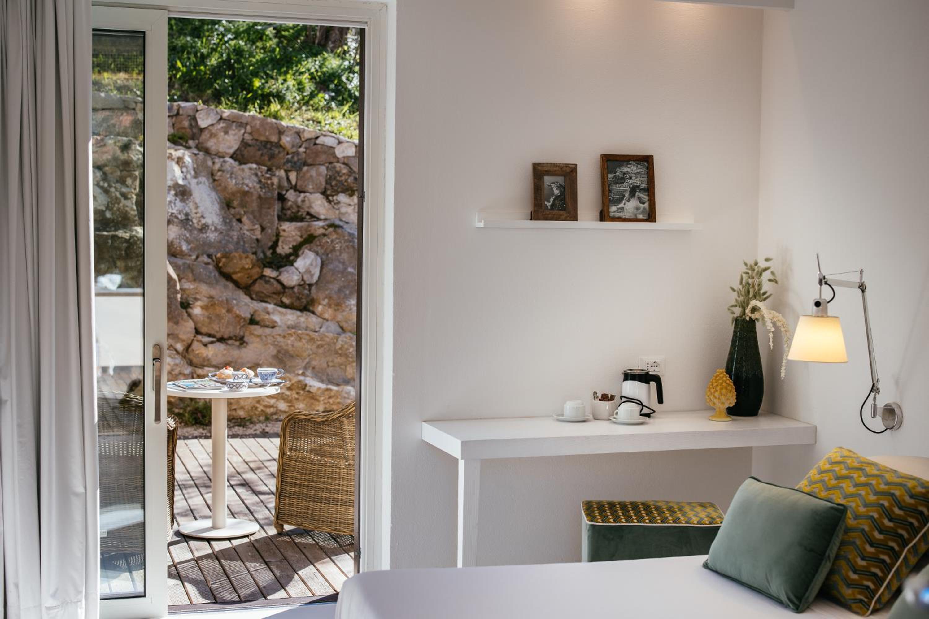 MelRose Relais