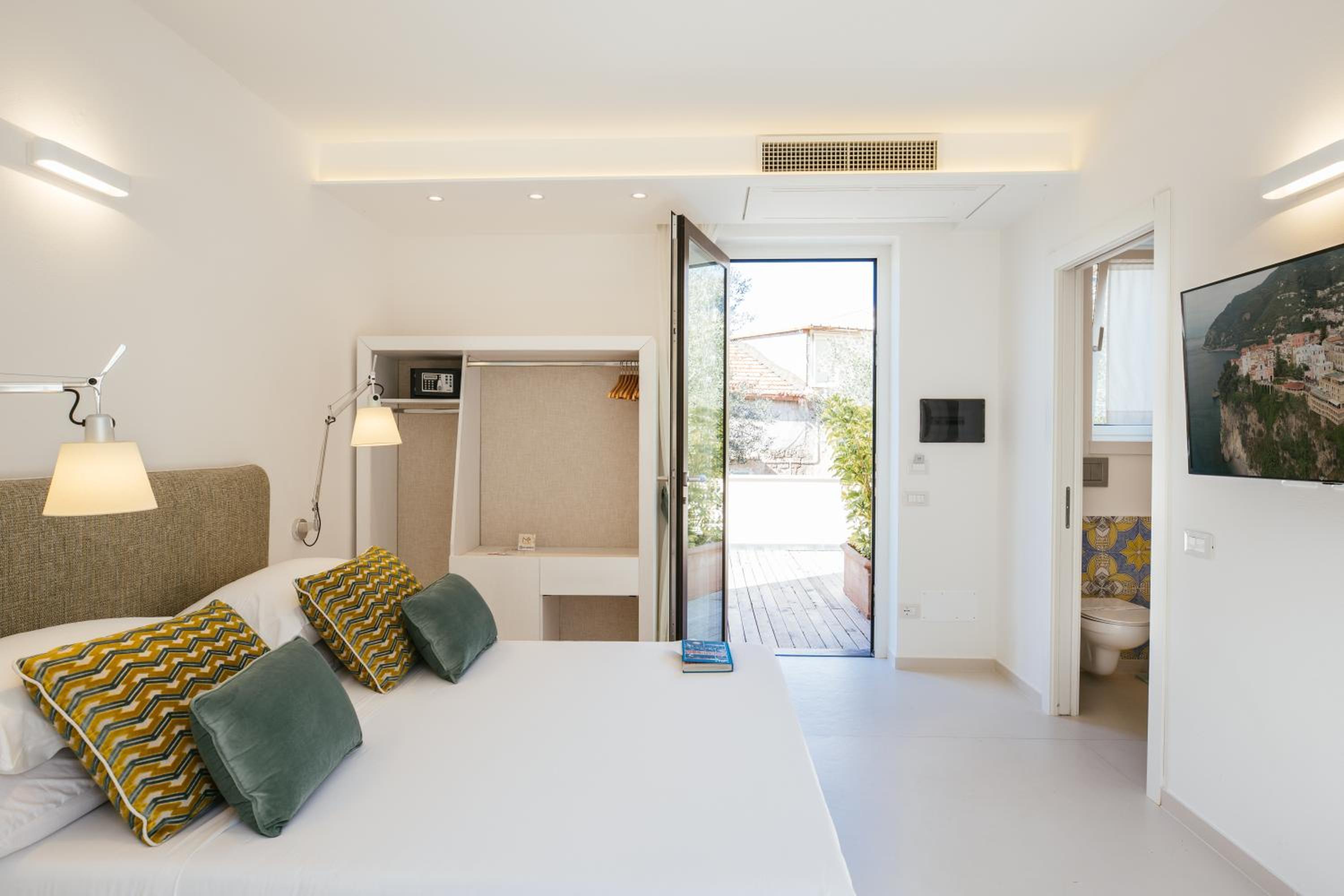 MelRose Relais