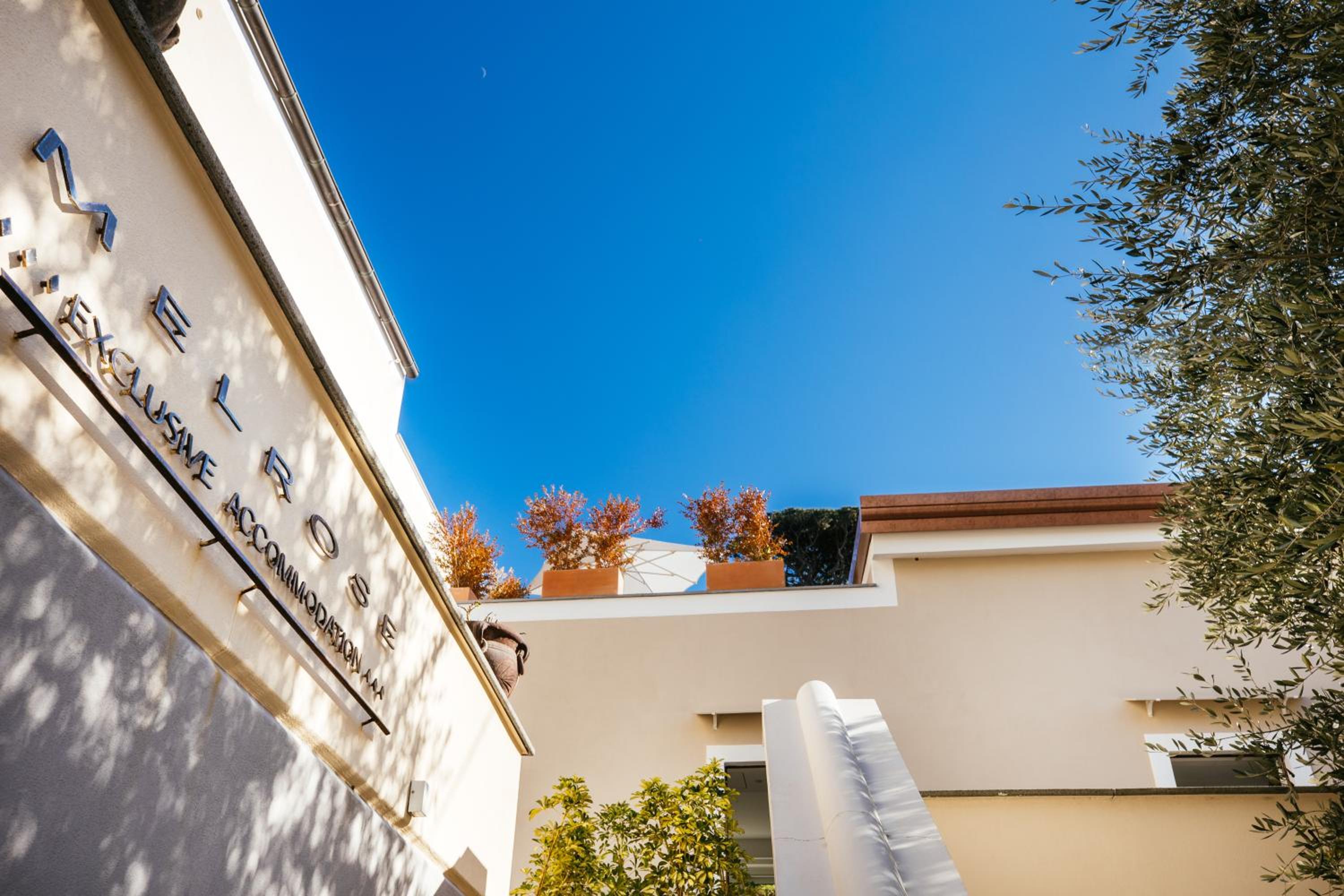 MelRose Relais