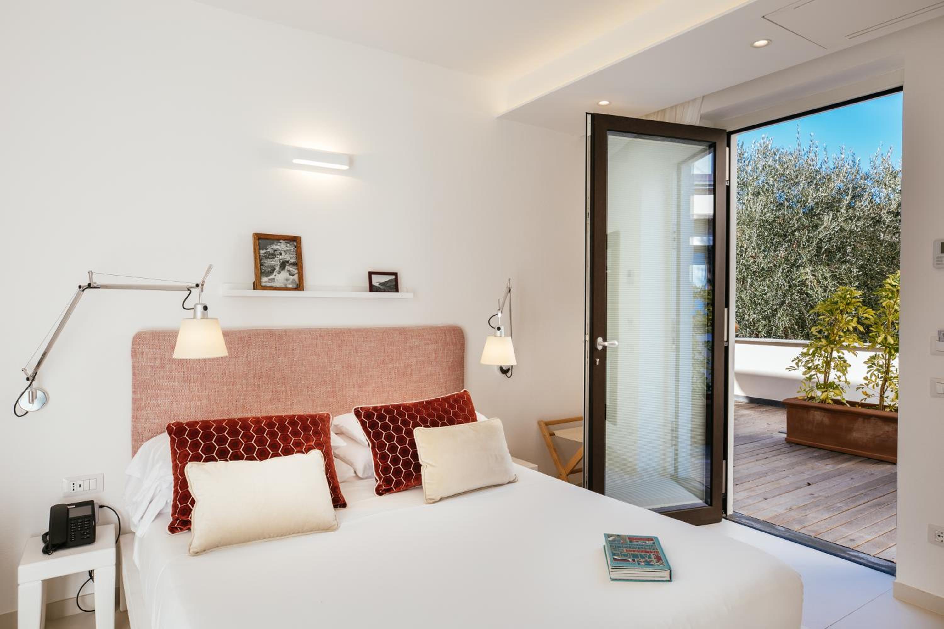 MelRose Relais