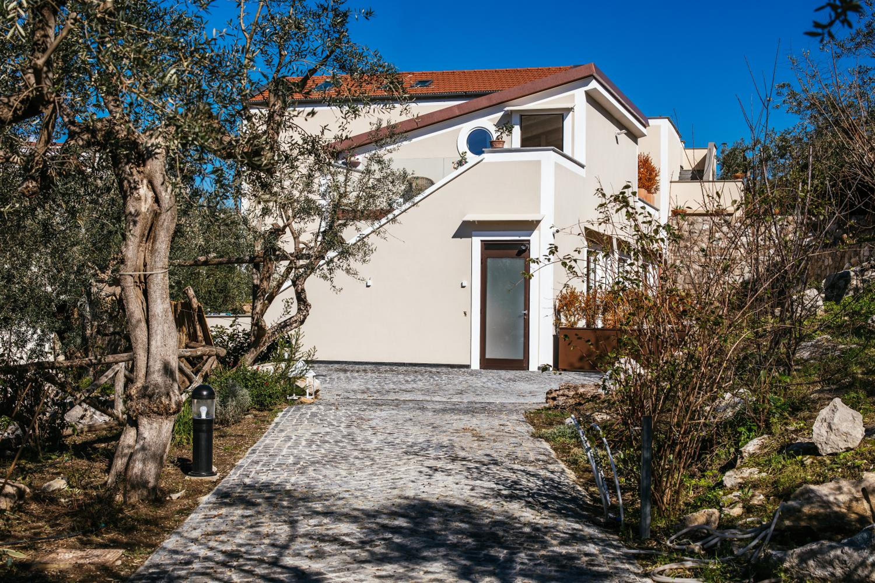 MelRose Relais
