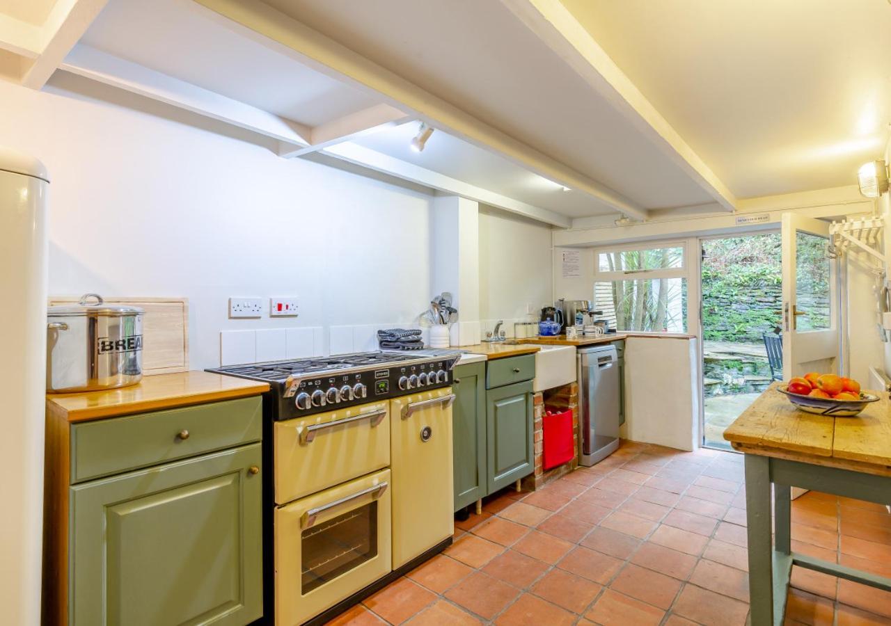 3 Bed in Little Petherick oc-balcot