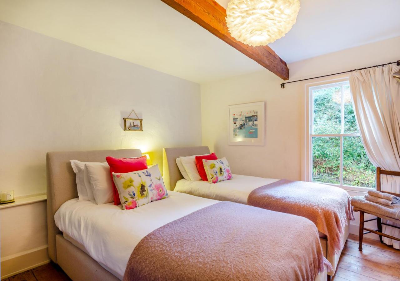 3 Bed in Little Petherick oc-balcot