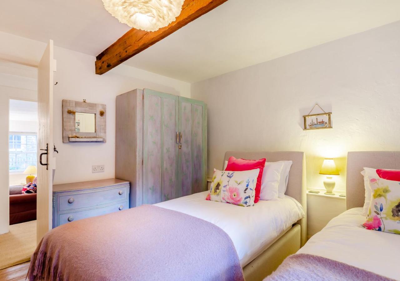 3 Bed in Little Petherick oc-balcot