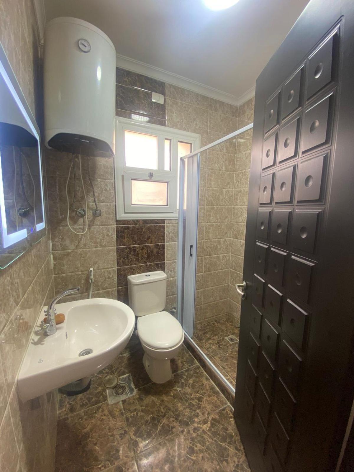 Luxurious, fully furnished and well equipped apartment with modern amenities, stunning views, and convenient location for remote work or studying from home