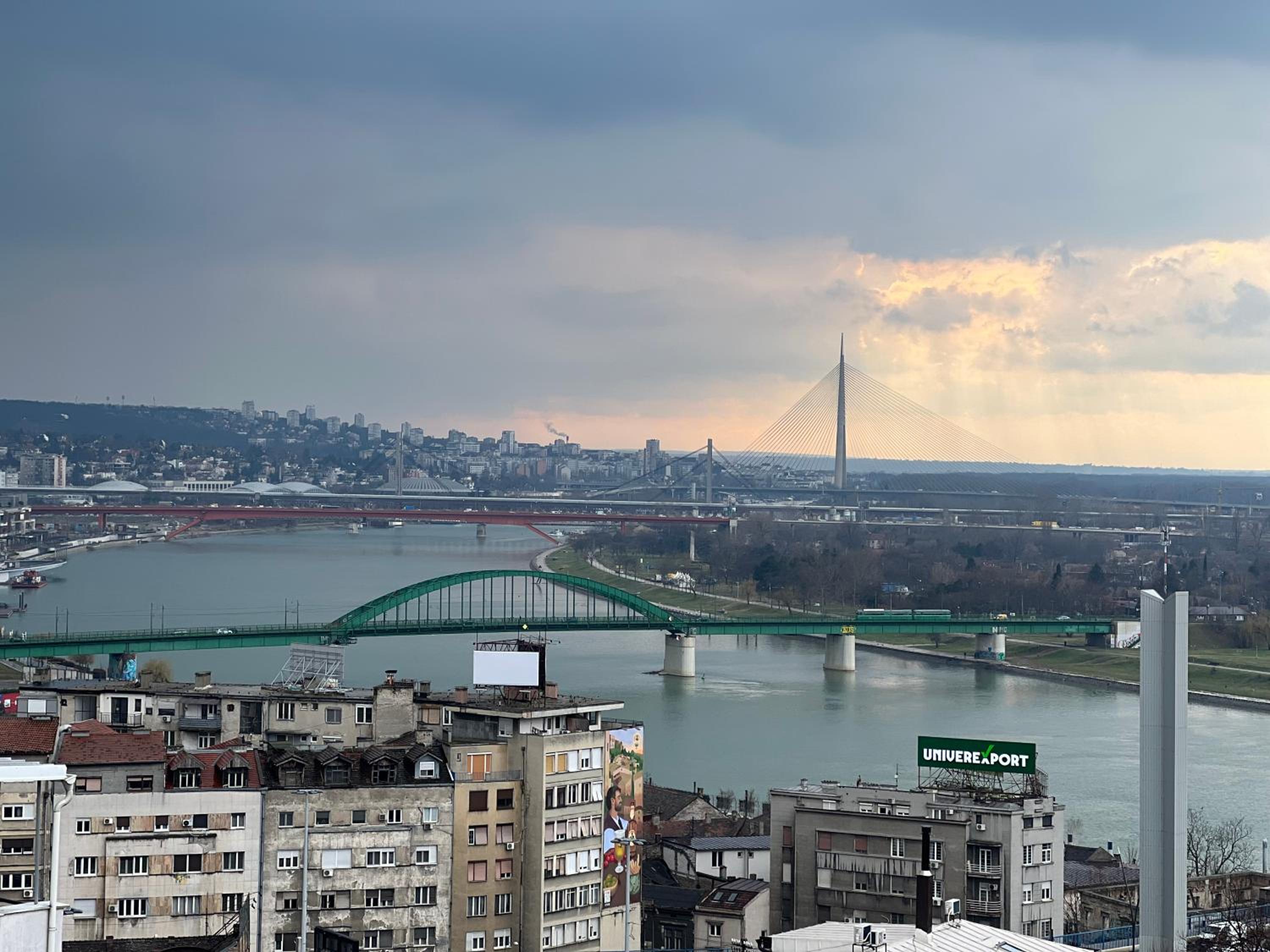 Central Sky View Apartment