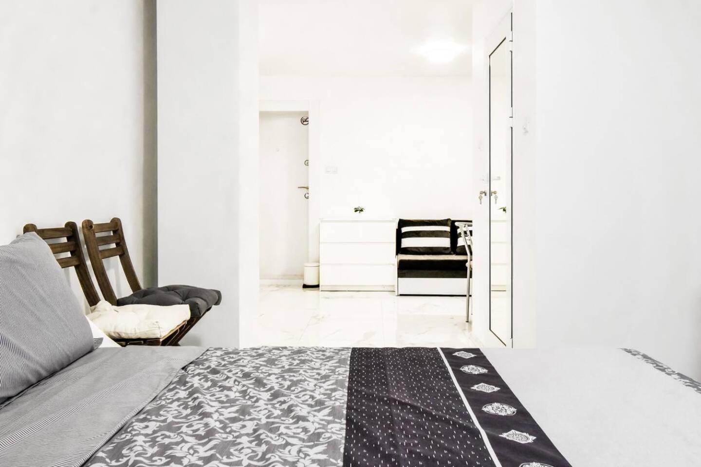 1bdr Studio Prime Location Ndk Area