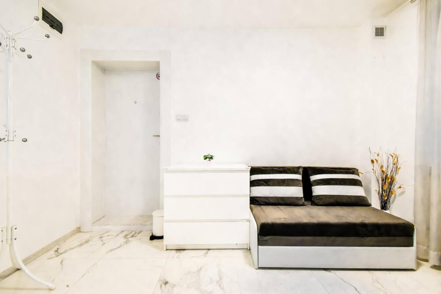 1bdr Studio Prime Location Ndk Area