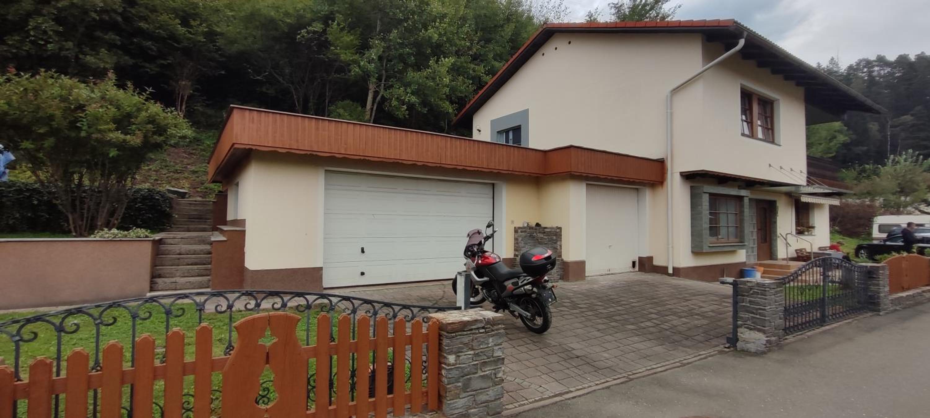 aNNa s Cozy Home with Private Forest, Canopy Terrace & Parking, near Präbichl