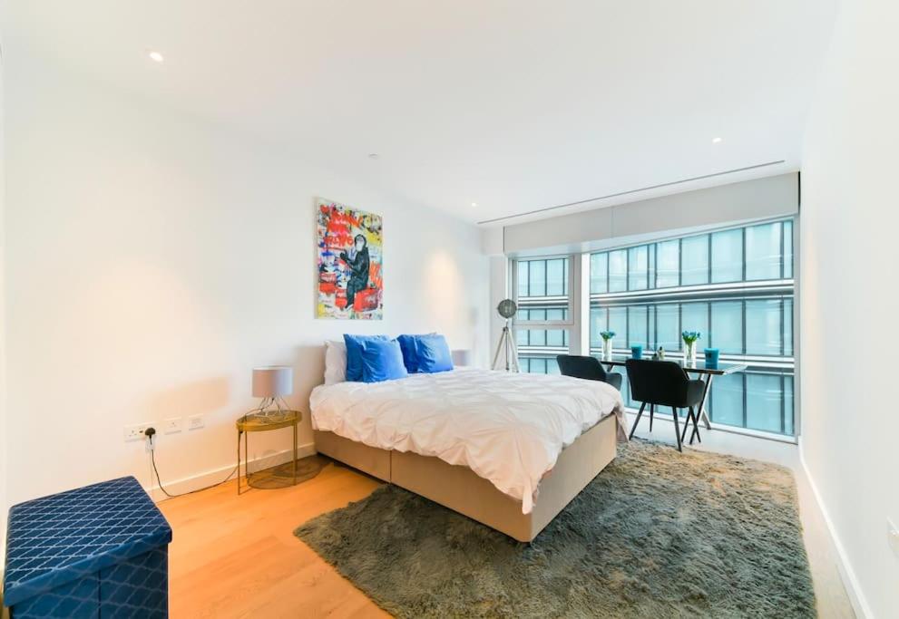 Luxury 3 Bedroom Battersea Power
