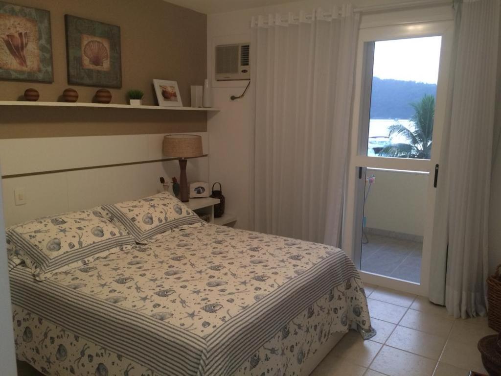 Casa com vaga náutica